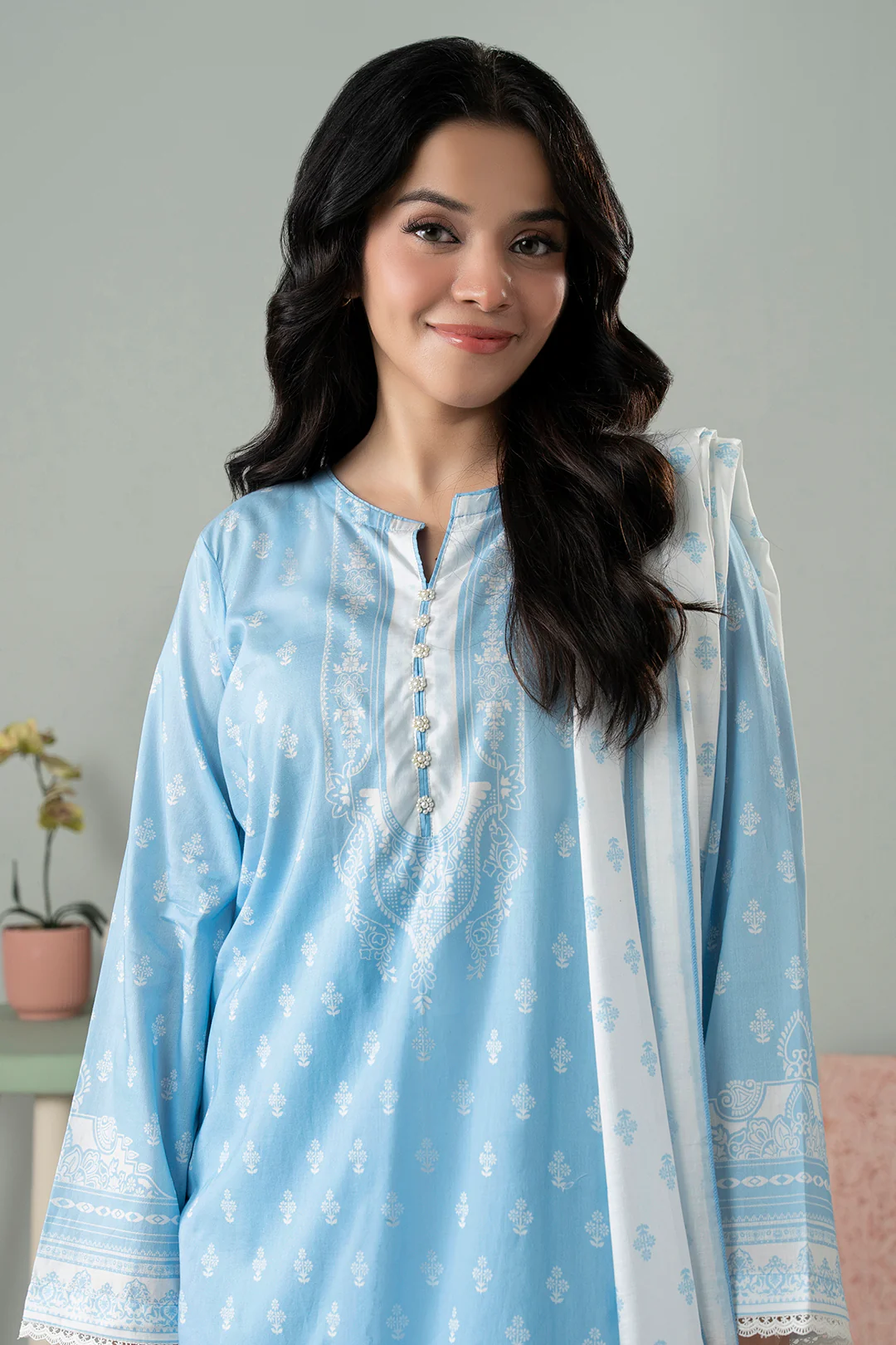 Kurta Dupatta Trouser - 1574 - Image 2