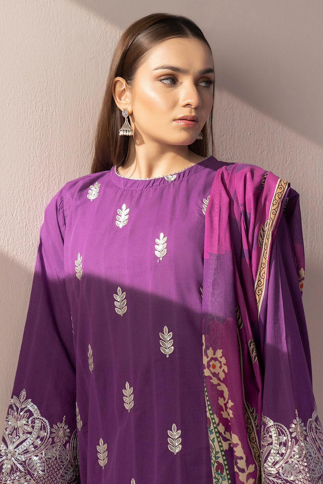 Embroidered Kurta Dupatta Trouser - 1581 - Image 5