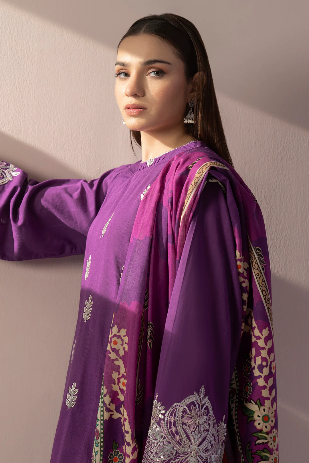 Embroidered Kurta Dupatta Trouser - 1581 - Image 8