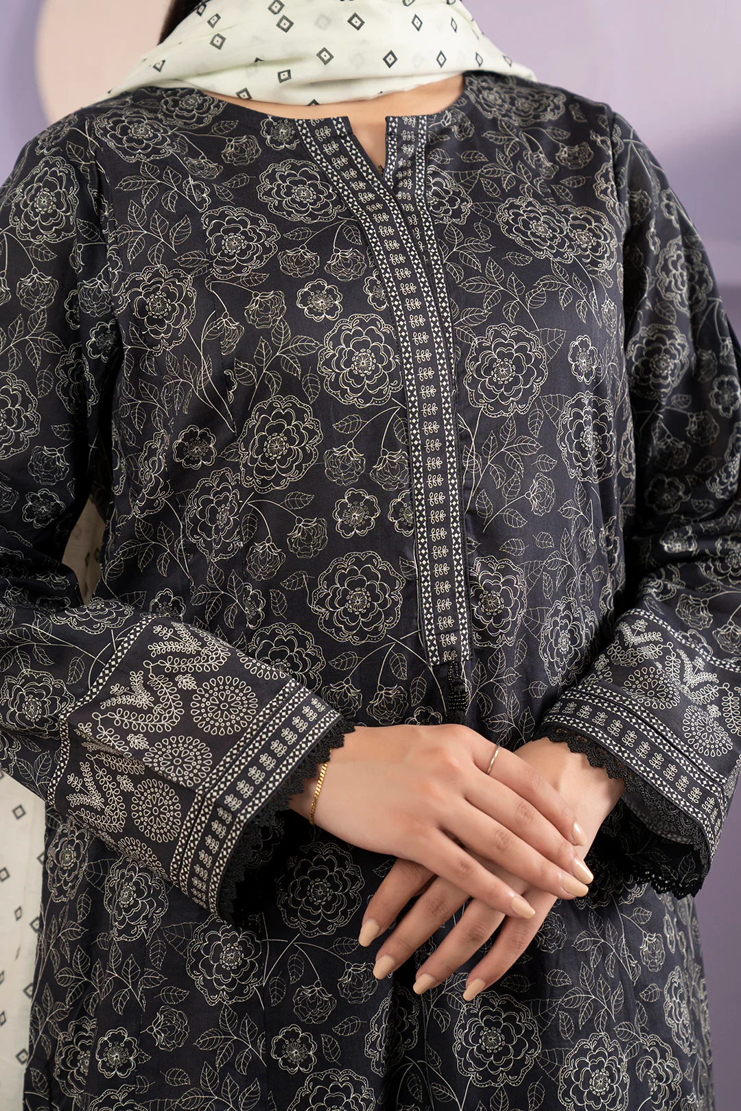 Kurta Dupatta Trouser - 1702 - Image 5