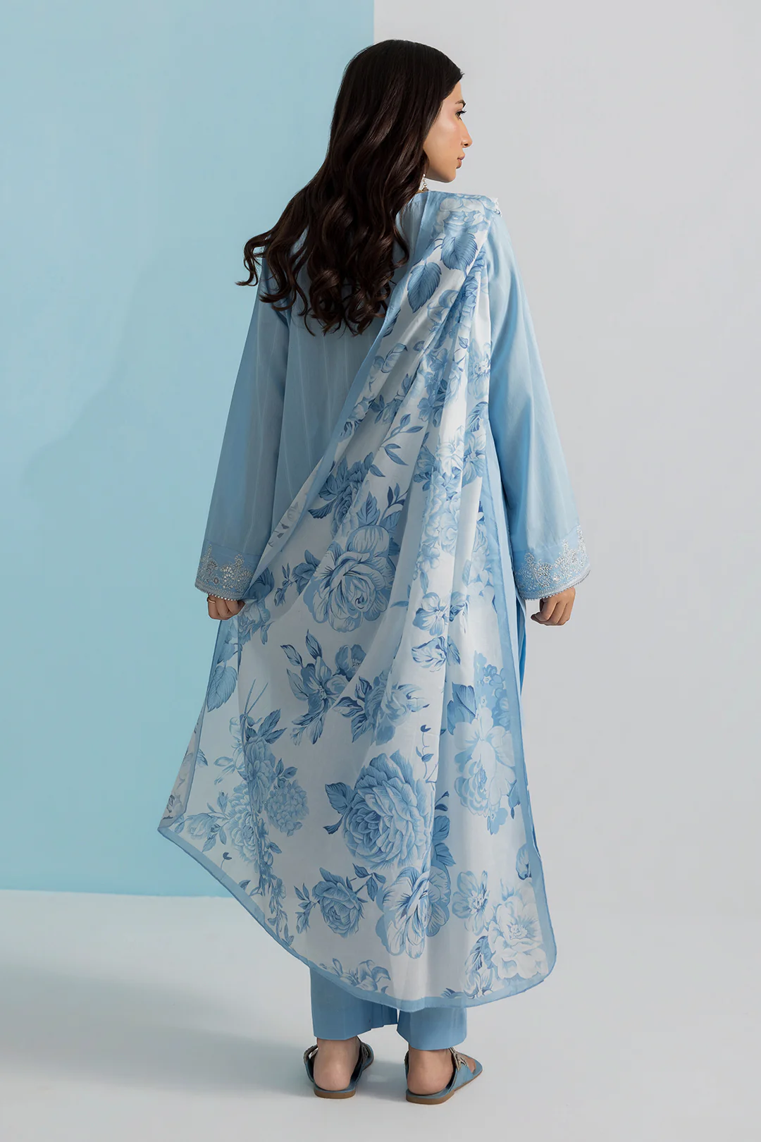 Embroidered Kurta Dupatta Trouser - 1717 - Image 8