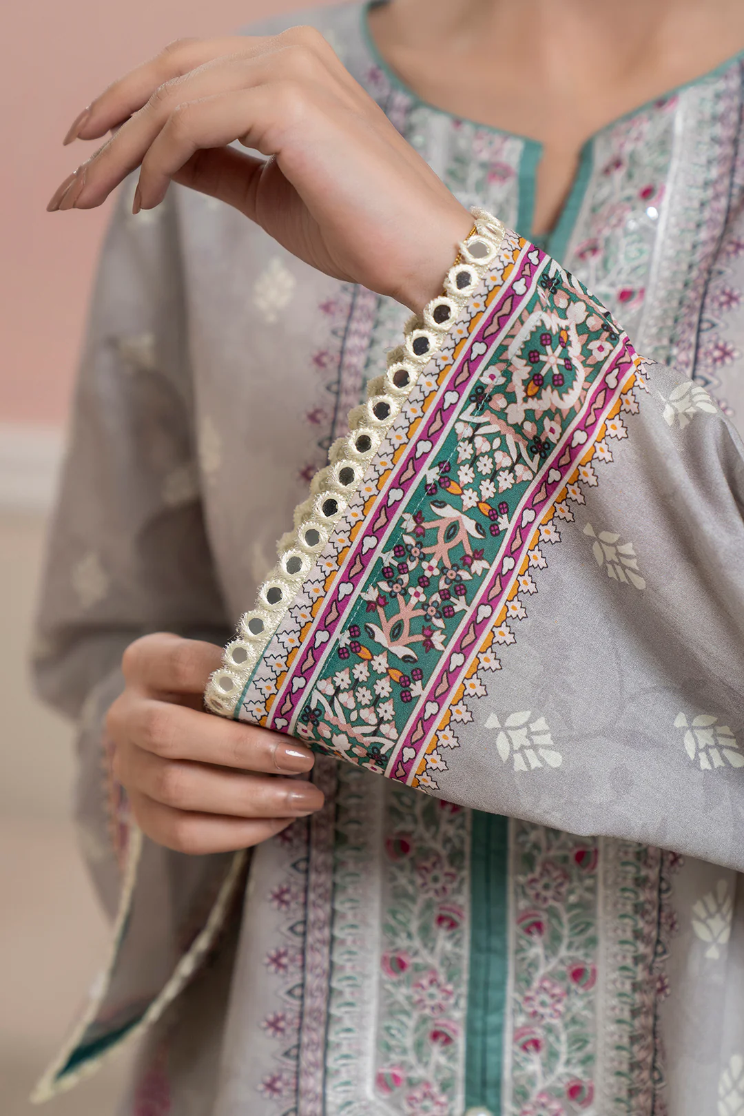 Embroidered Kurta Dupatta Trouser - 1719 - Image 4