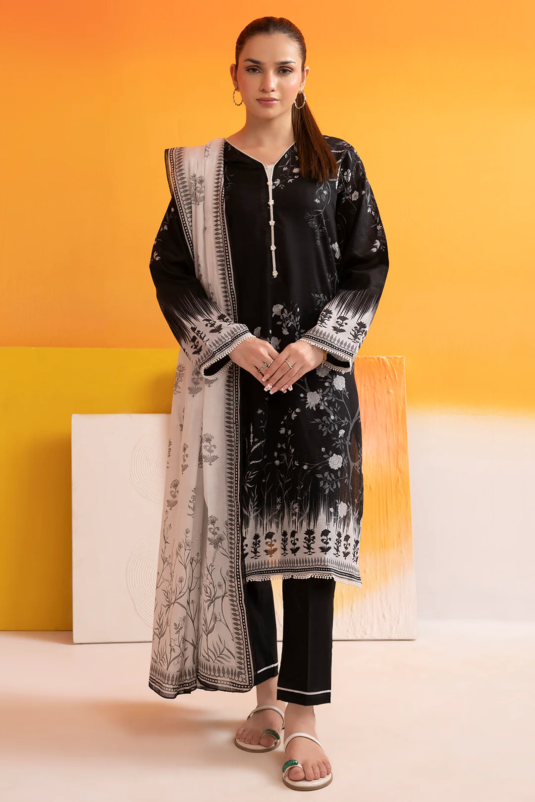 Kurta Dupatta Trouser - 1827 - Image 3