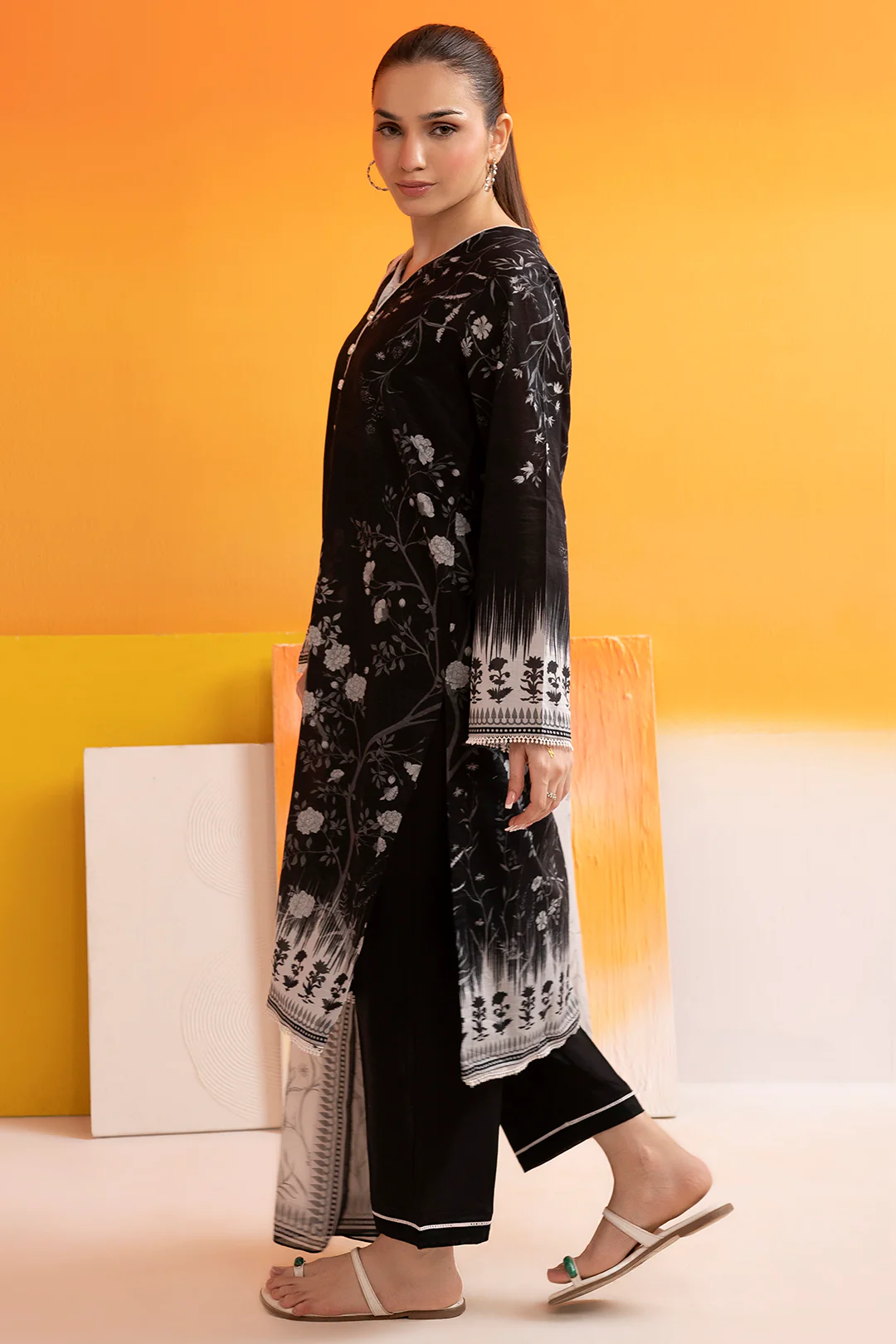 Kurta Dupatta Trouser - 1827 - Image 5