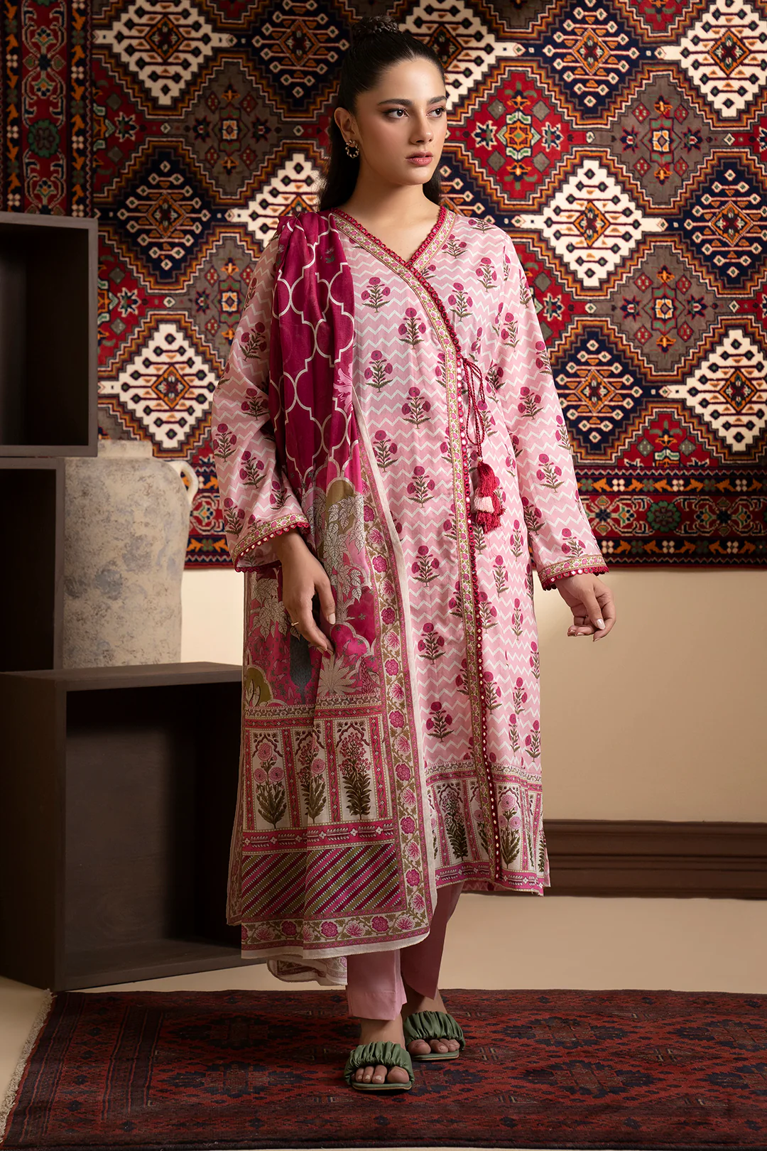 Kurta Dupatta Trouser - 1828 - Image 3