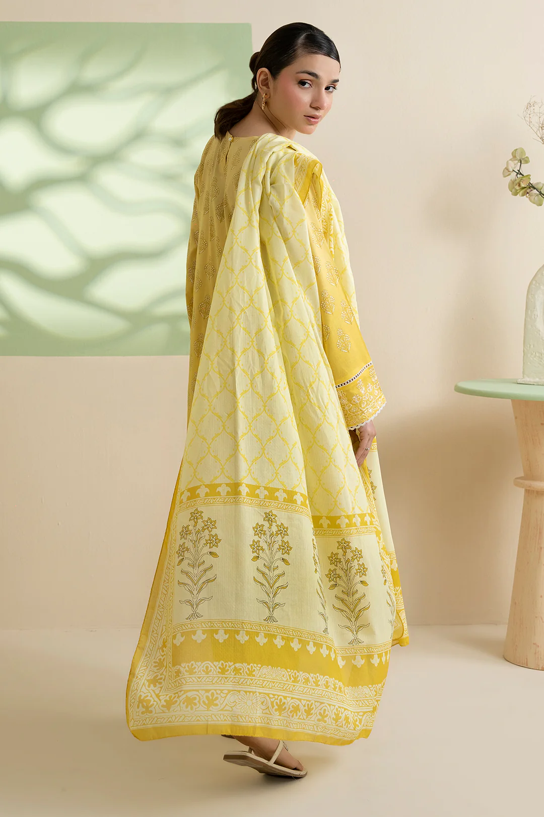 Embroidered Kurta Dupatta Trouser - 1832 - Image 5