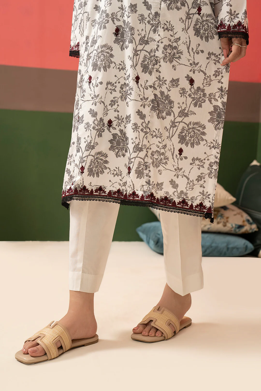 Embroidered Kurta Dupatta Trouser - 1833 - Image 6