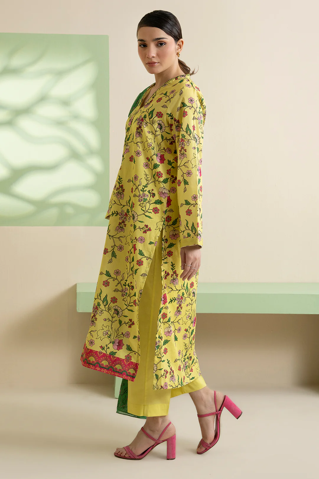 Kurta Dupatta Trouser - 1861 - Image 6