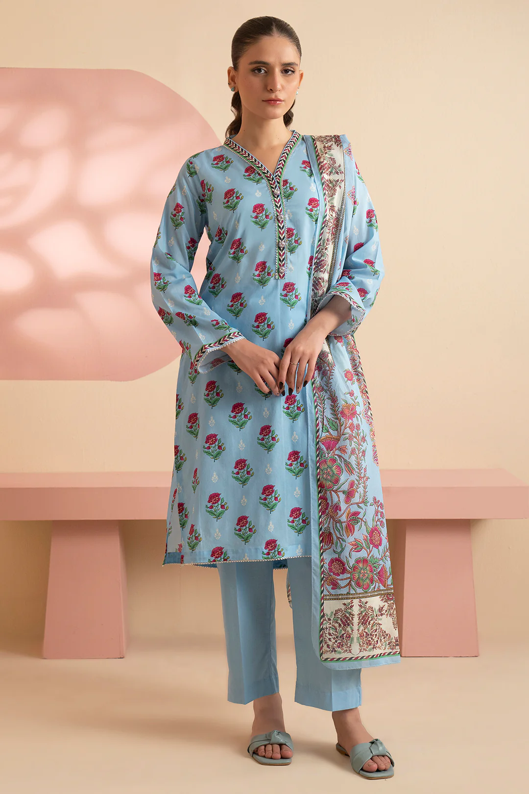 Kurta Dupatta Trouser - 1930