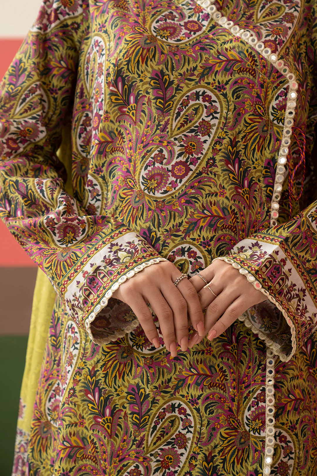 Kurta Dupatta Trouser - 1932 - Image 3