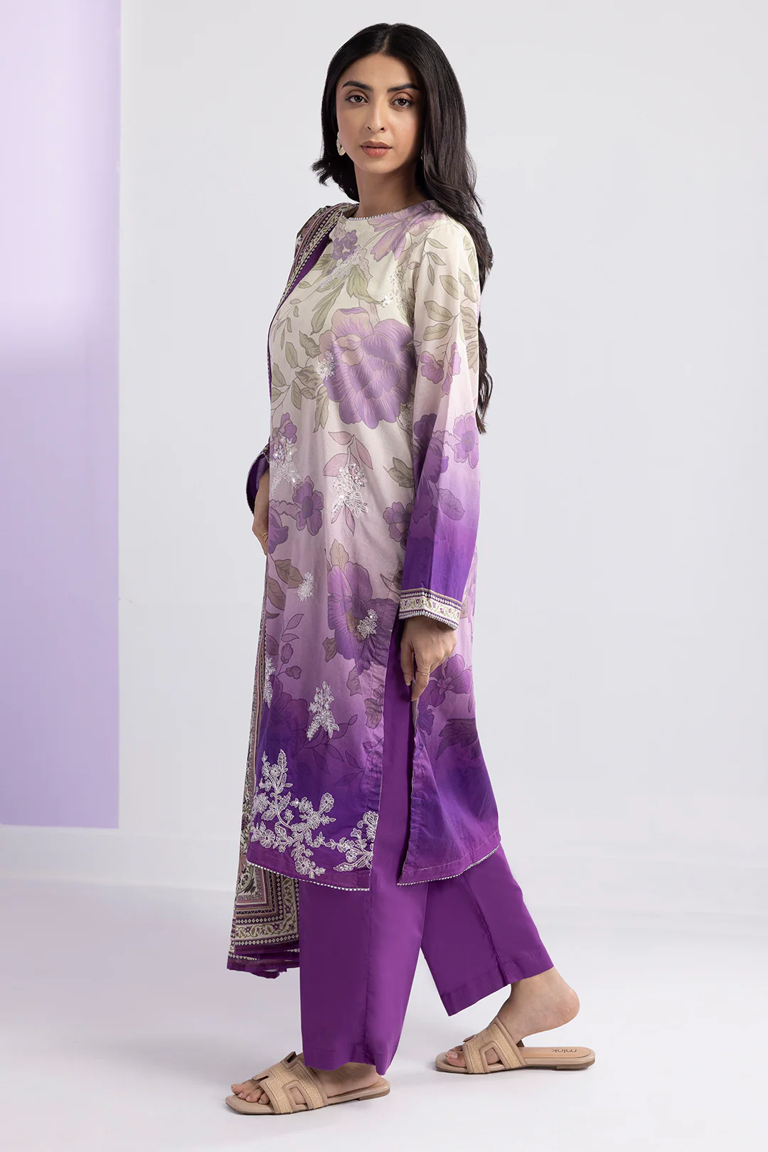 Embroidered Kurta Dupatta Trouser - 1940 - Image 4