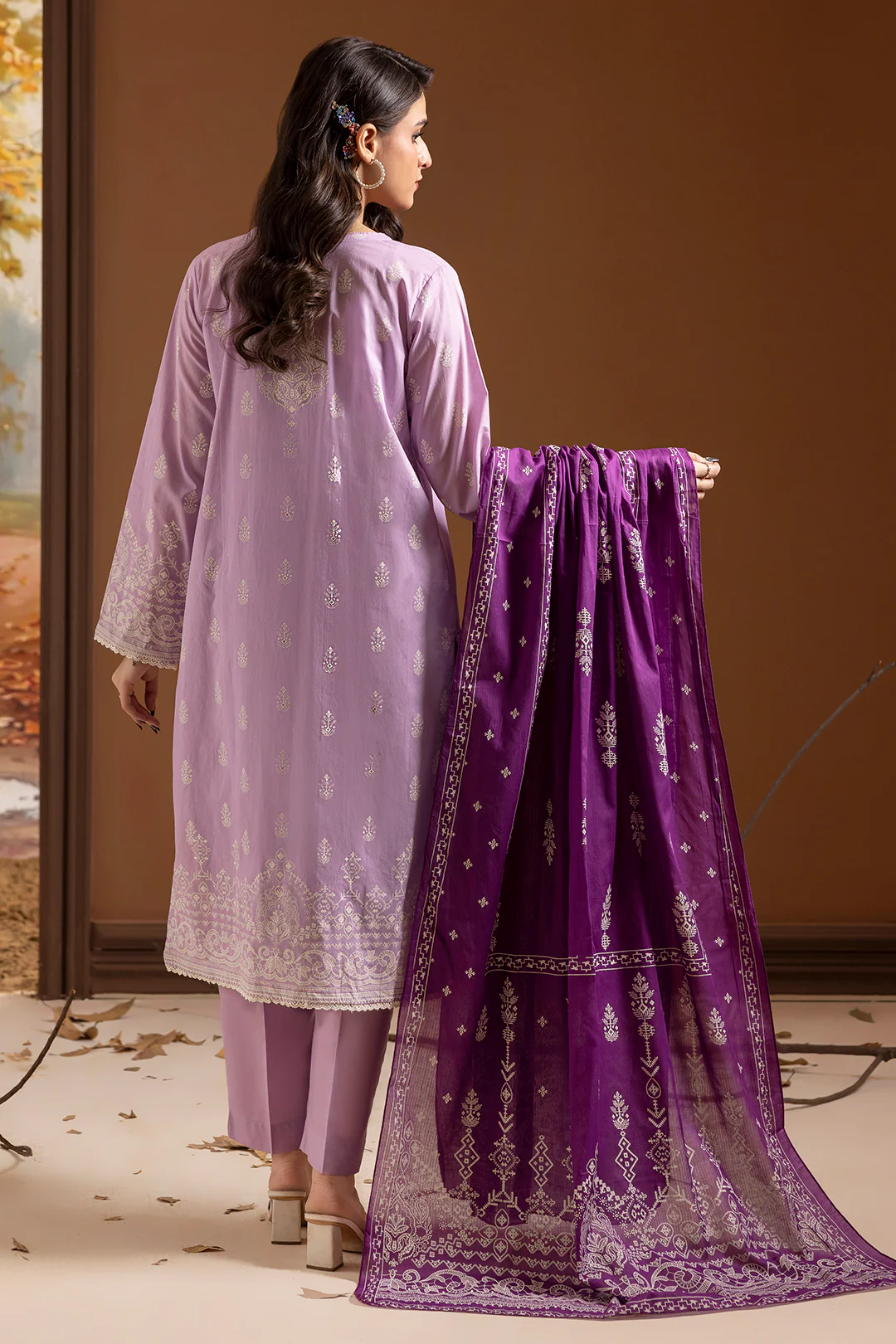 Kurta Dupatta Trouser - 1981 - Image 11