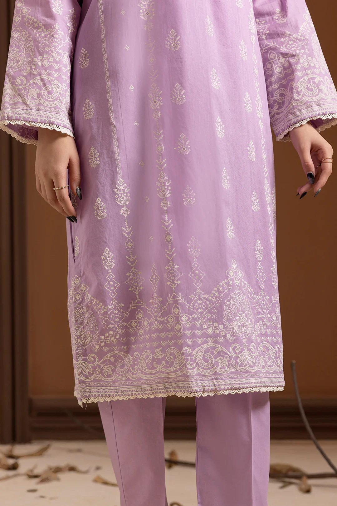 Kurta Dupatta Trouser - 1981 - Image 6