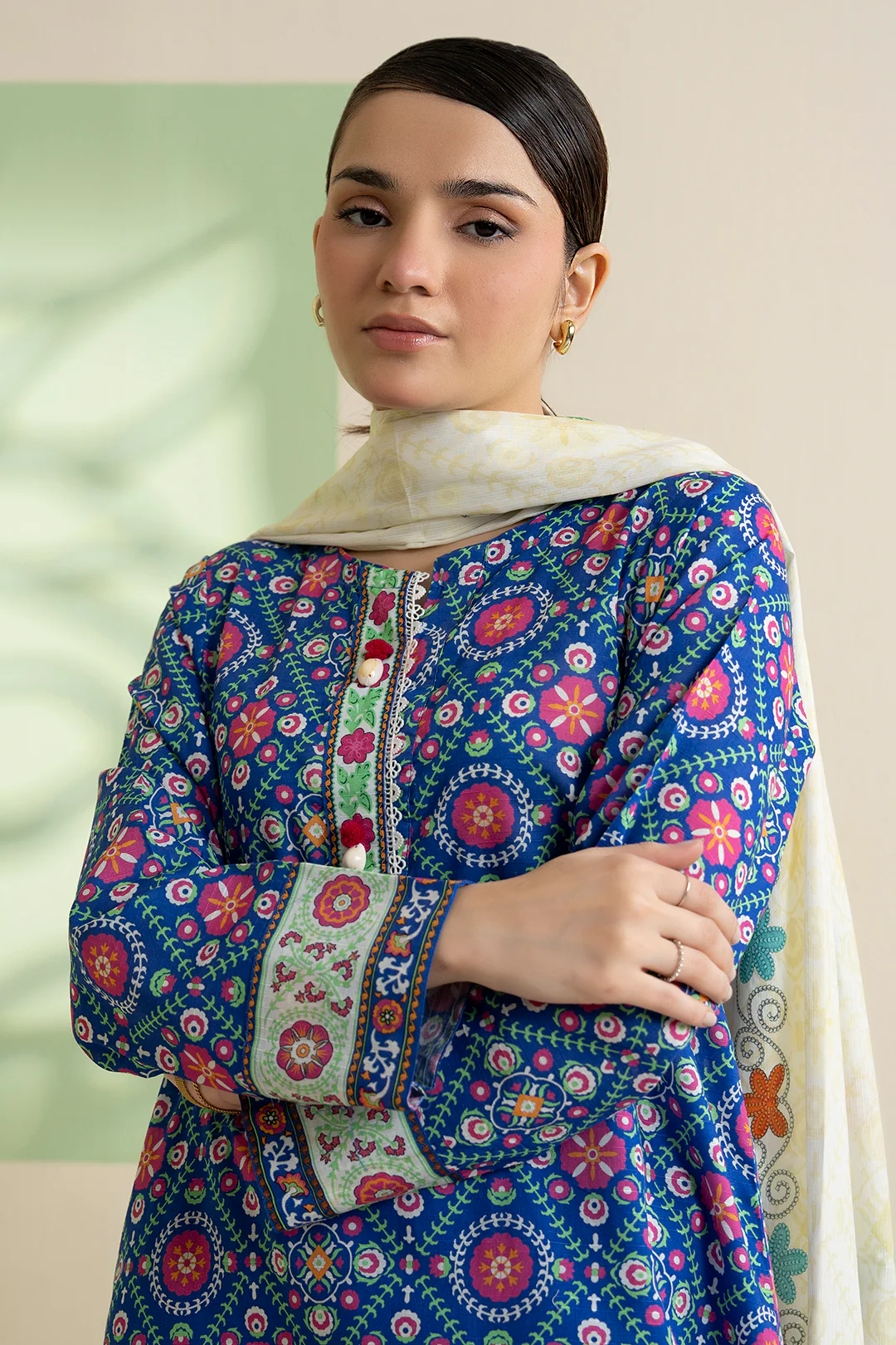 Kurta Dupatta Trouser - 1983 - Image 2