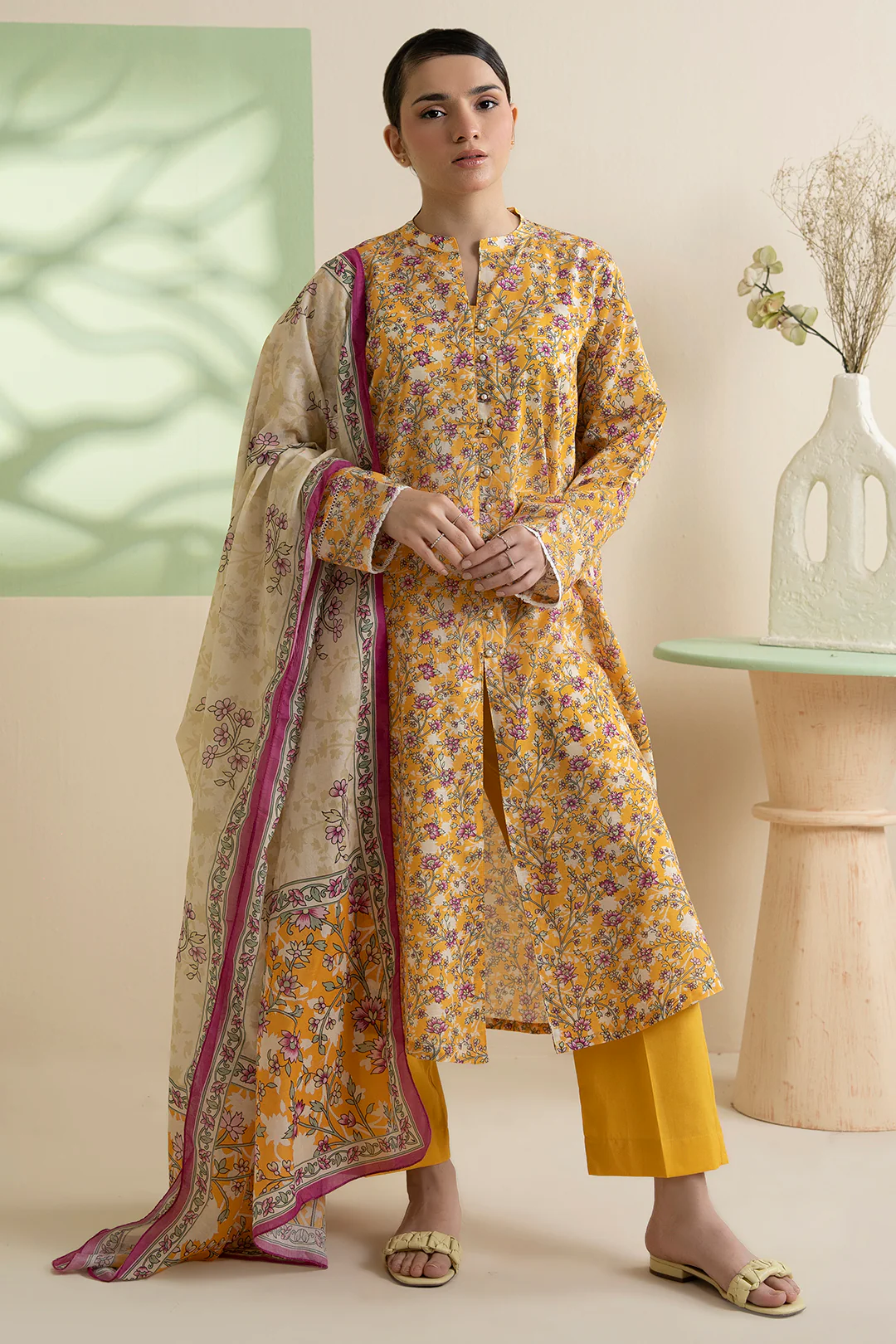 Kurta Dupatta Trouser - 1985