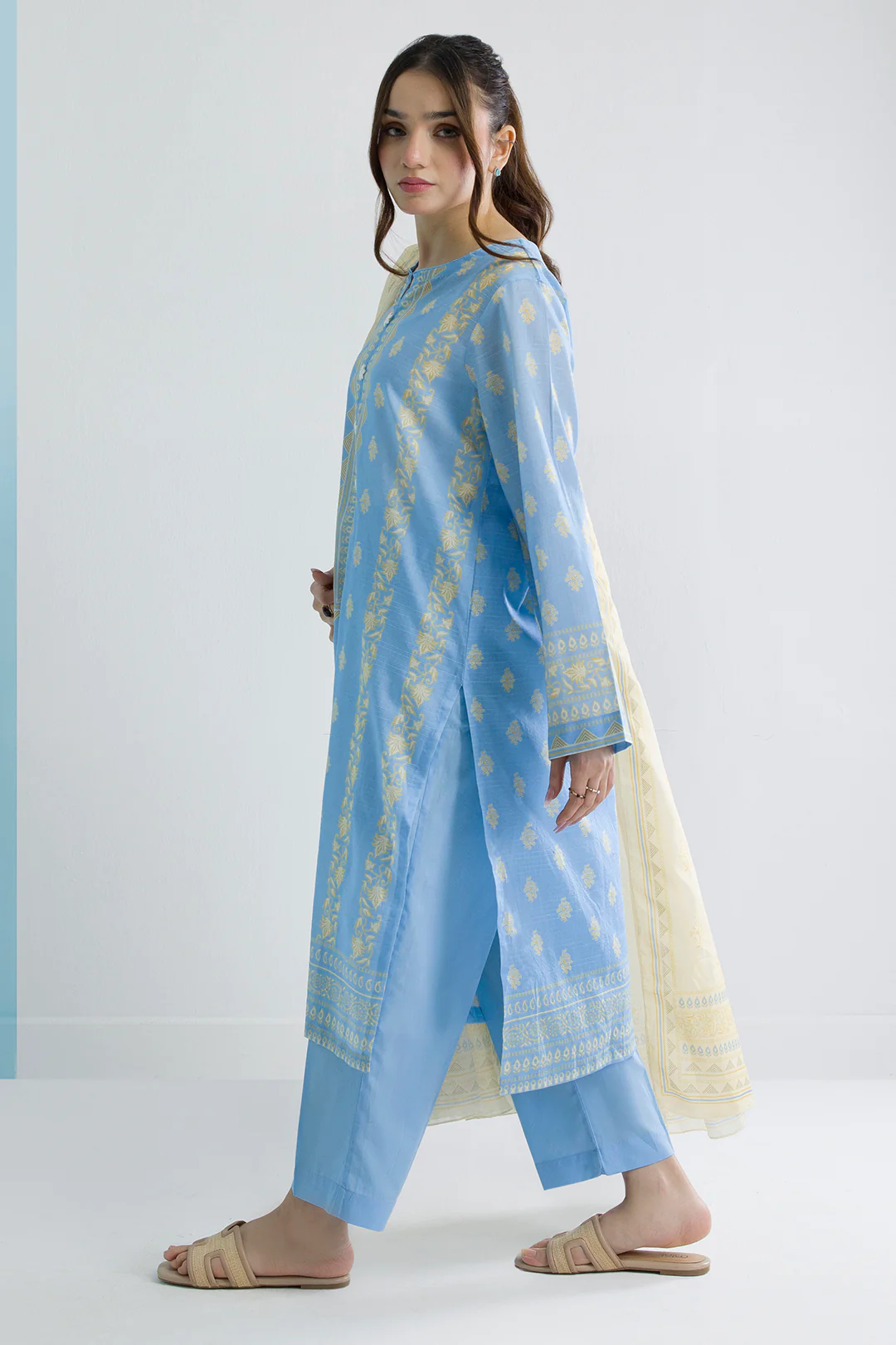 Kurta Dupatta Trouser - 1986 - Image 9