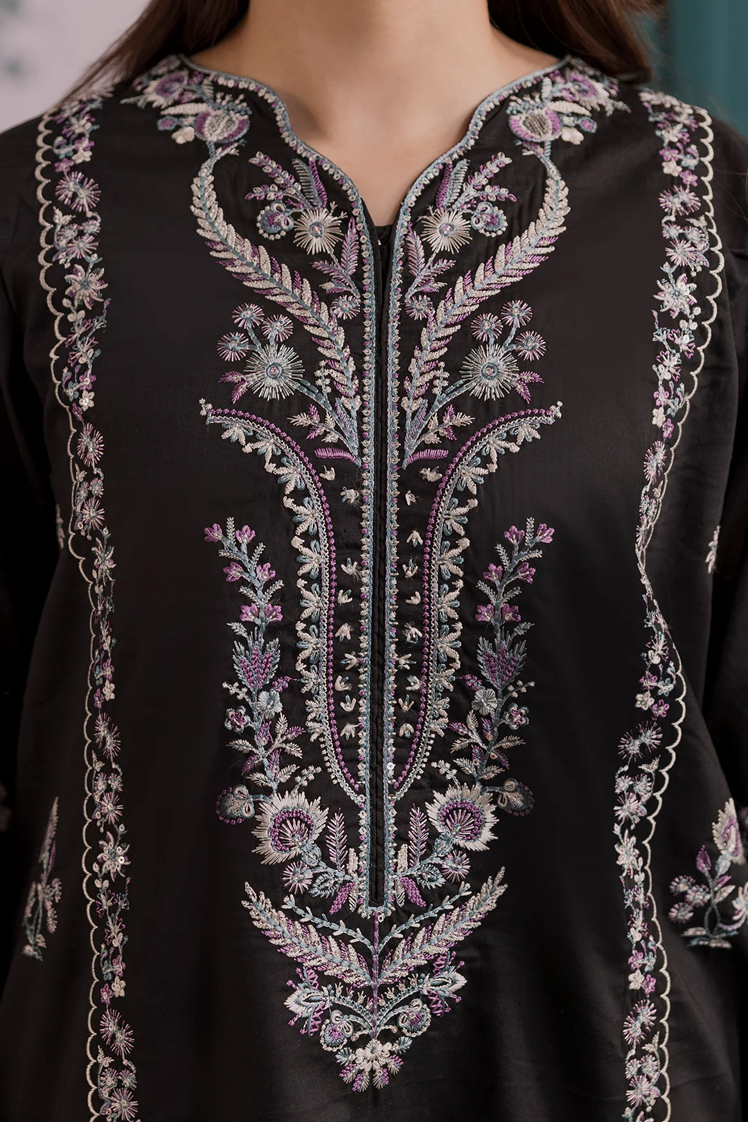 Embroidered Kurta Dupatta Trouser - 2023 - Image 5