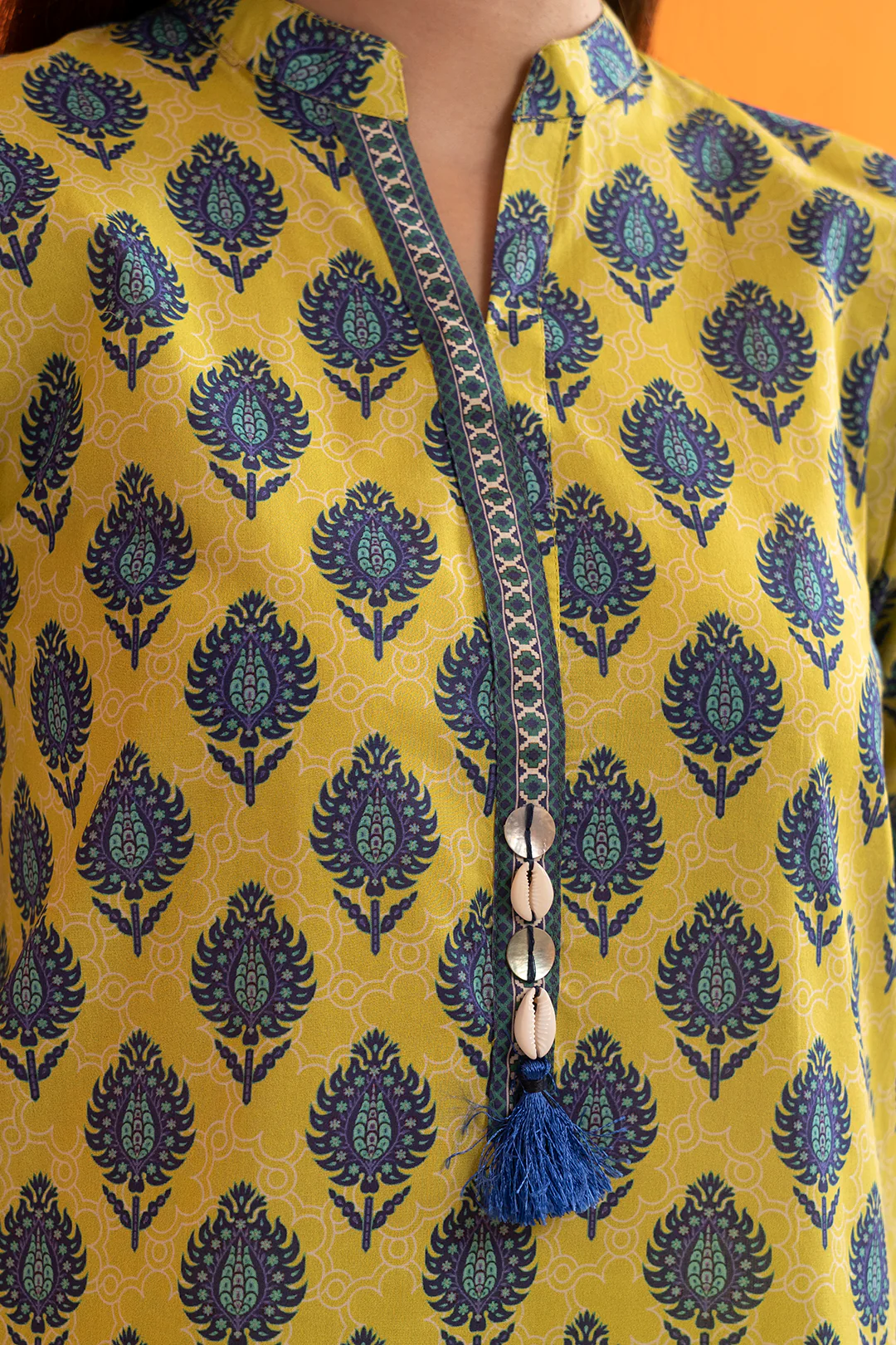 Kurta Dupatta Trouser - 2057 - Image 6