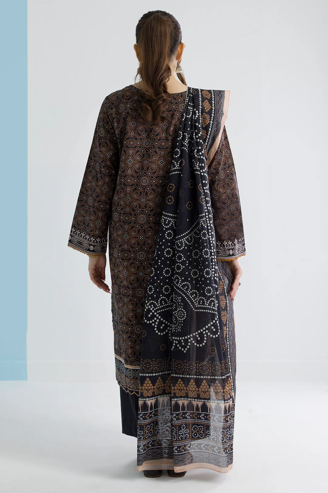 Kurta Dupatta Trouser - 2195 - Image 12
