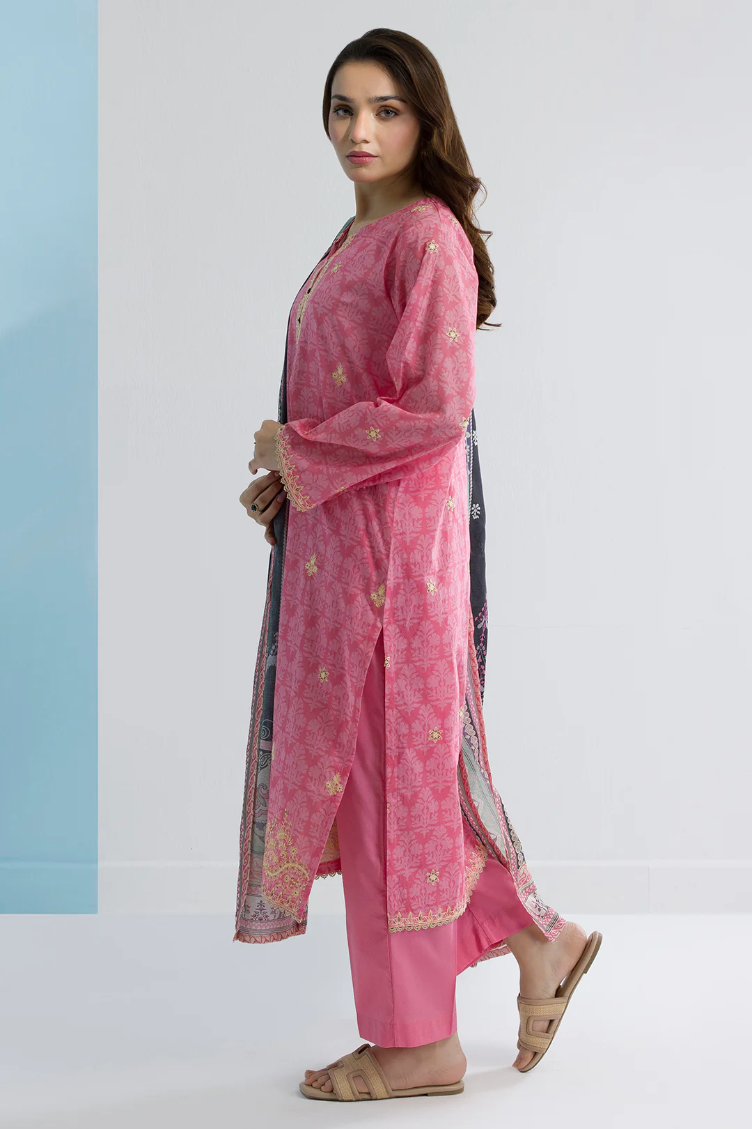Embroidered Kurta Dupatta Trouser - 2198 - Image 9