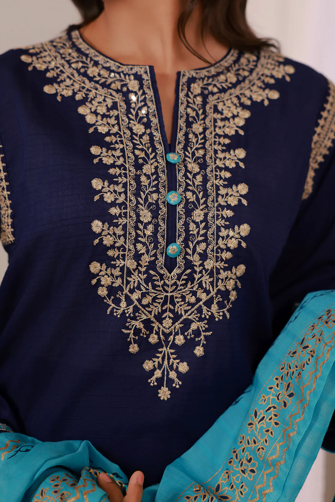 Embroidered Kurta Dupatta Trouser - 2533 - Image 4