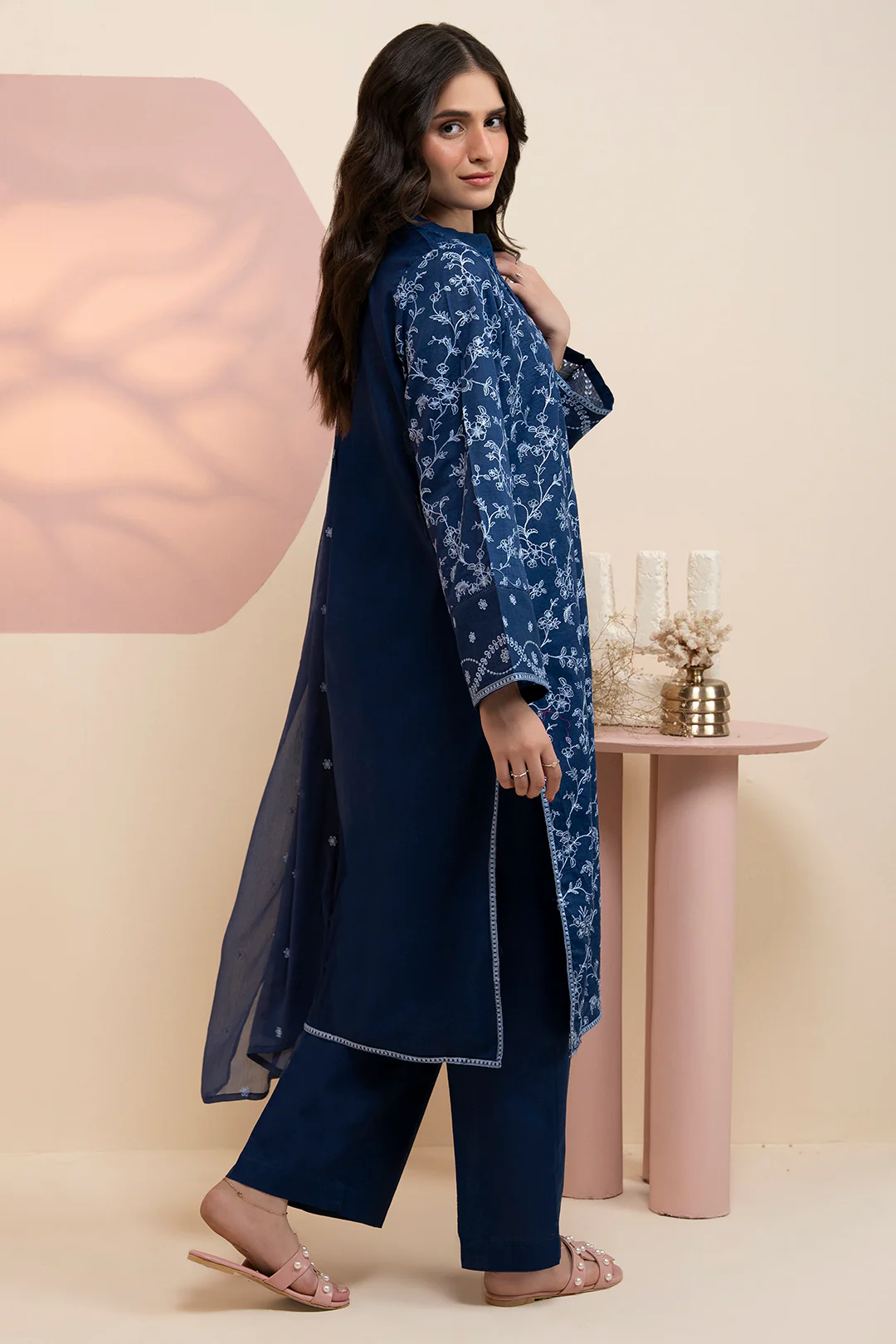 Embroidered Kurta Dupatta Trouser - 2584 - Image 9