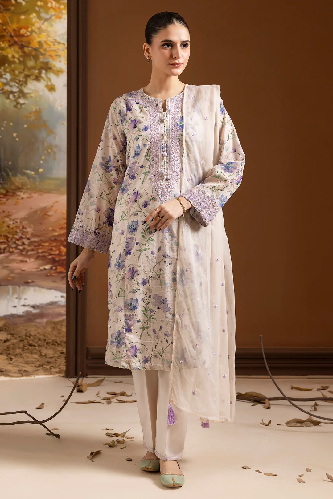 Embroidered Kurta Dupatta Trouser - 2639 - Image 5