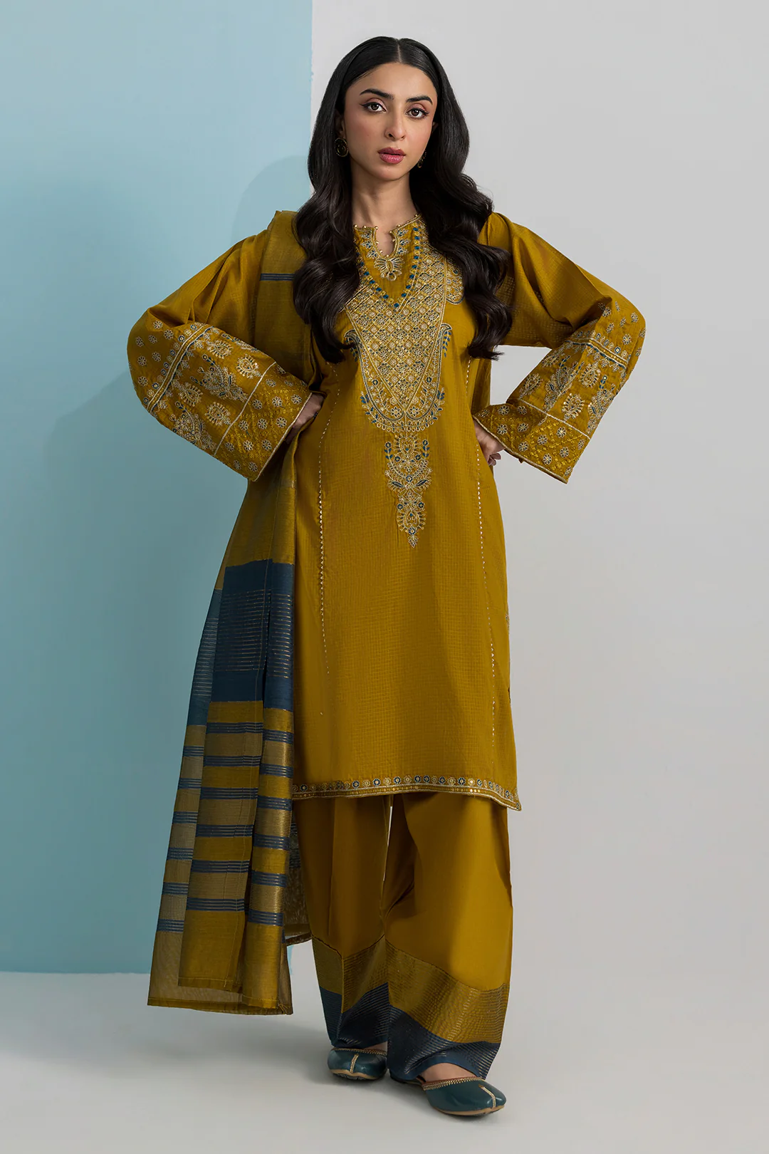 Embroidered Kurta Dupatta Trouser - 2666 - Image 7