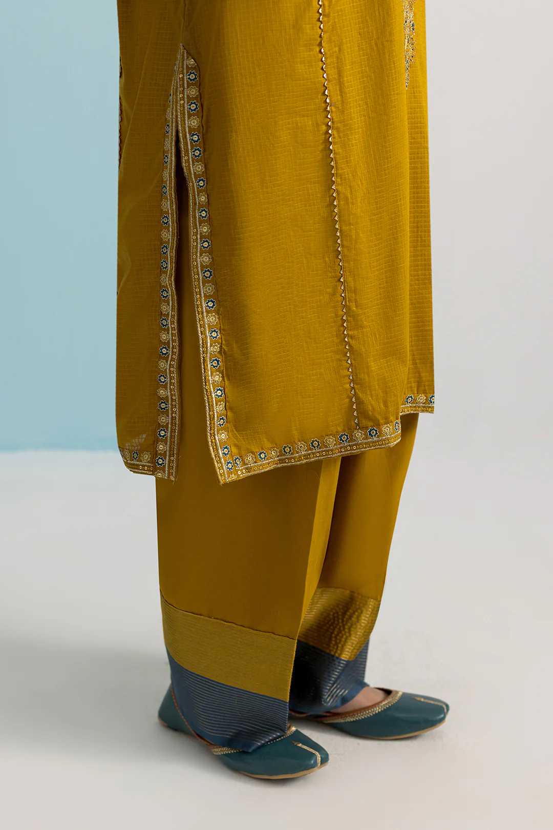 Embroidered Kurta Dupatta Trouser - 2666 - Image 9