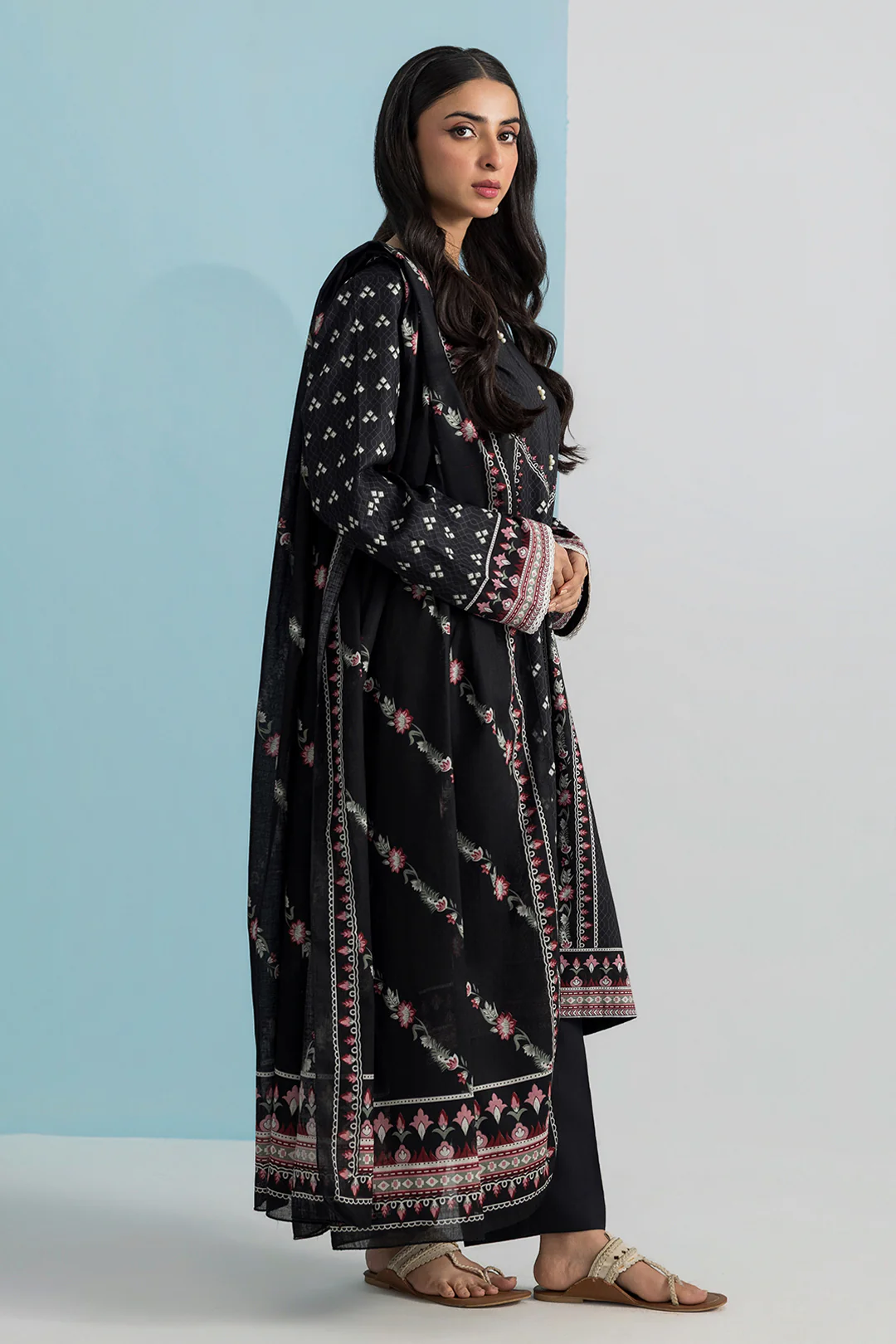Kurta Dupatta Trouser - 2152 - Image 7