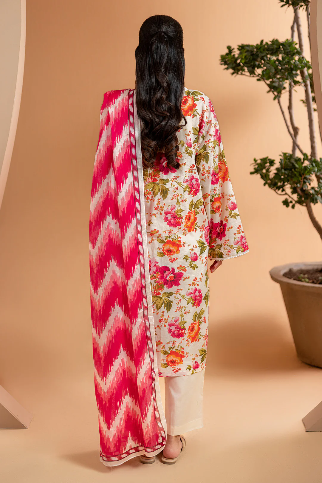 Kurta Dupatta Trouser - 2181 - Image 7