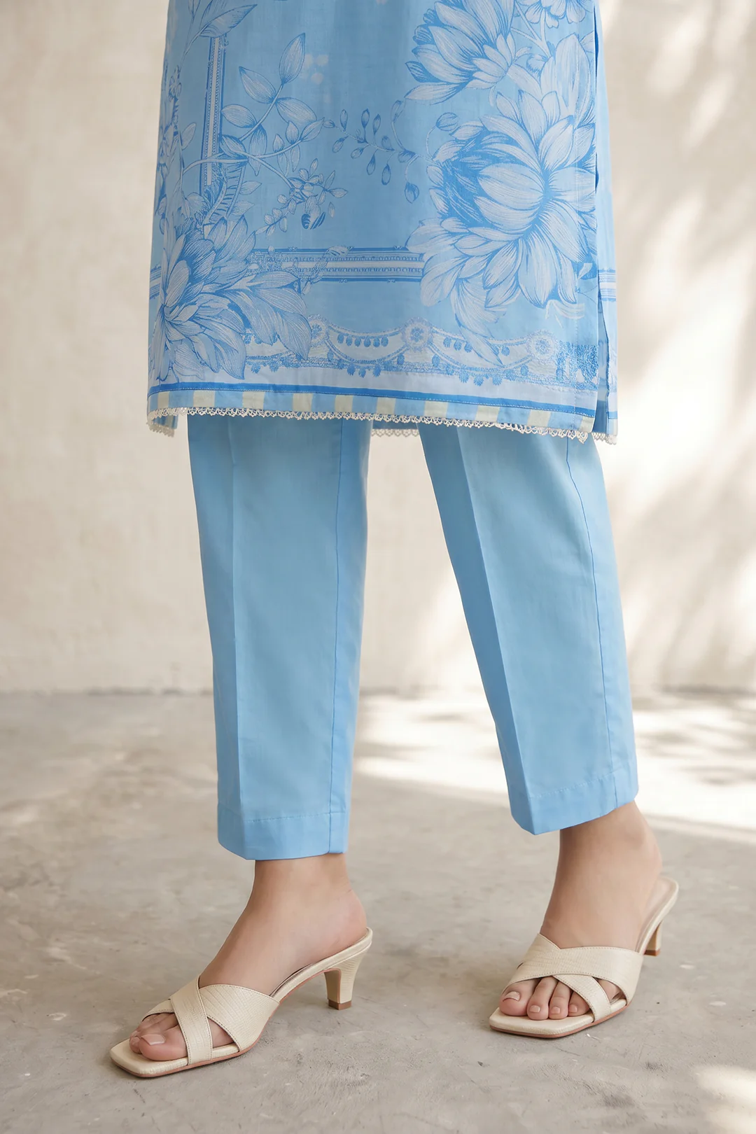 Embroidered Kurta Dupatta Trouser - 2199 - Image 4