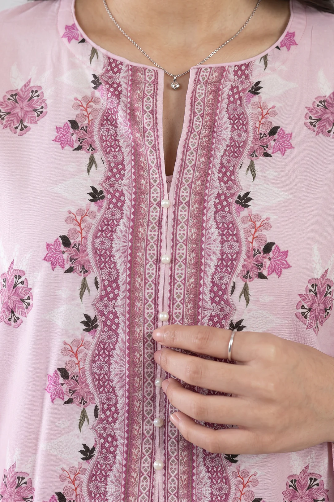 Kurta Dupatta Trouser - 2438 - Image 4