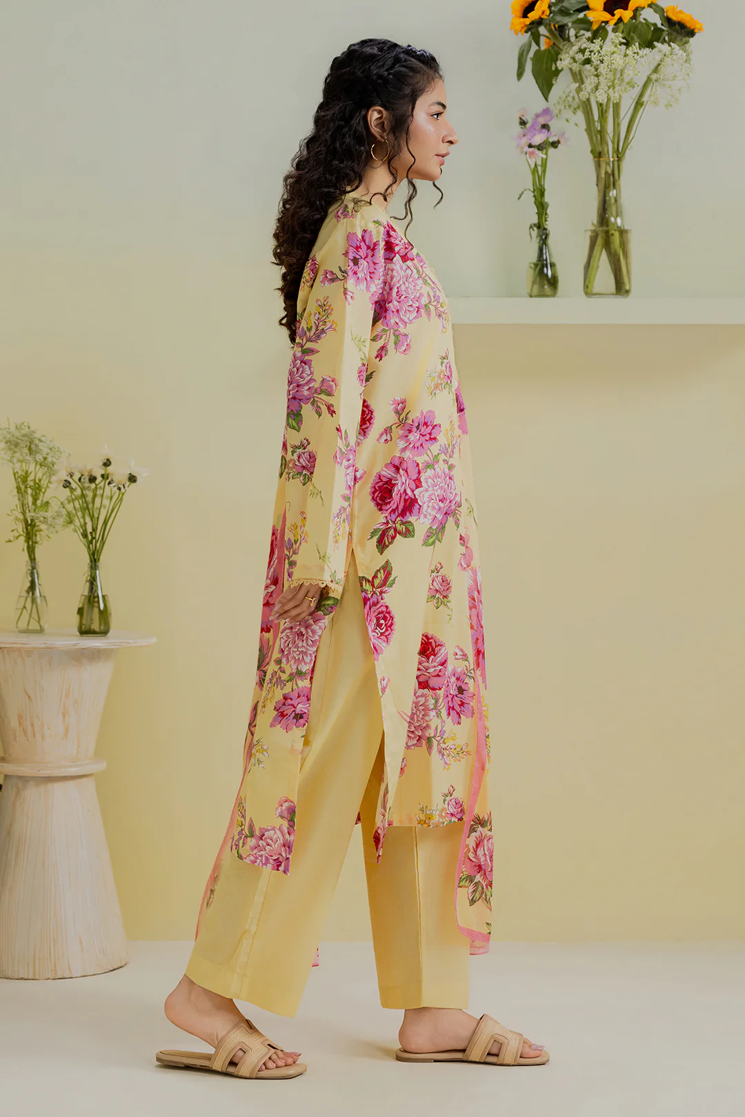 Kurta Dupatta Trouser - 2475 - Image 5