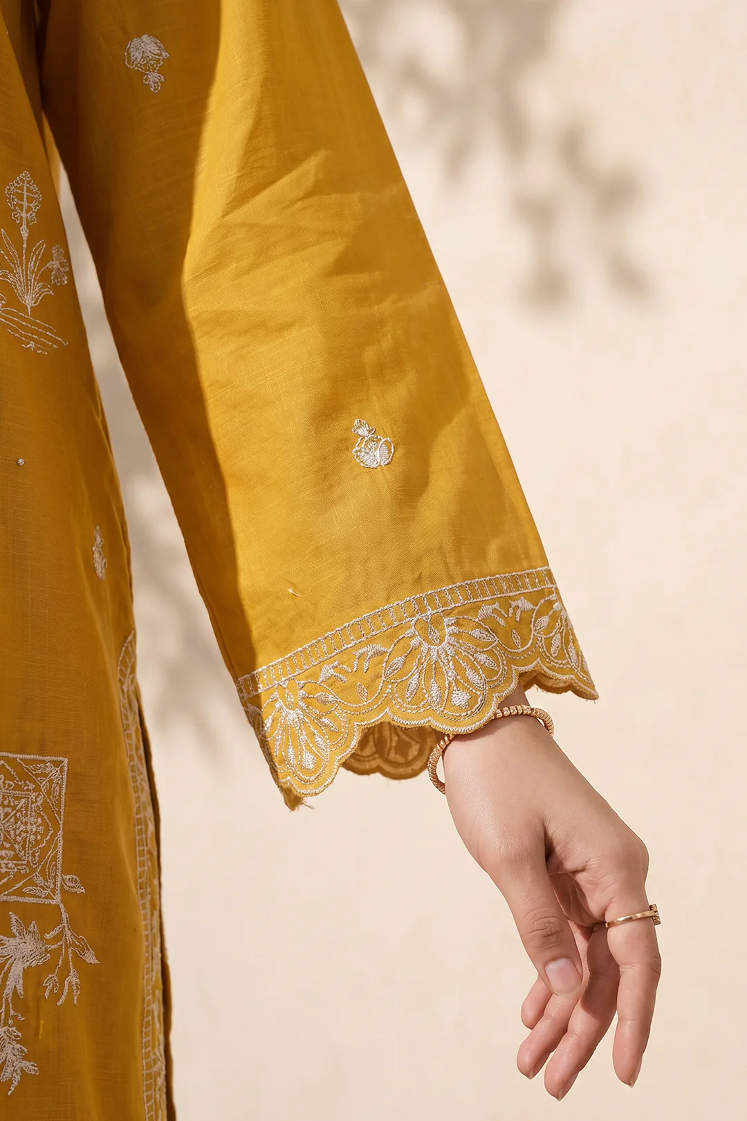 Embroidered Kurta Dupatta Trouser - 3226 - Image 5