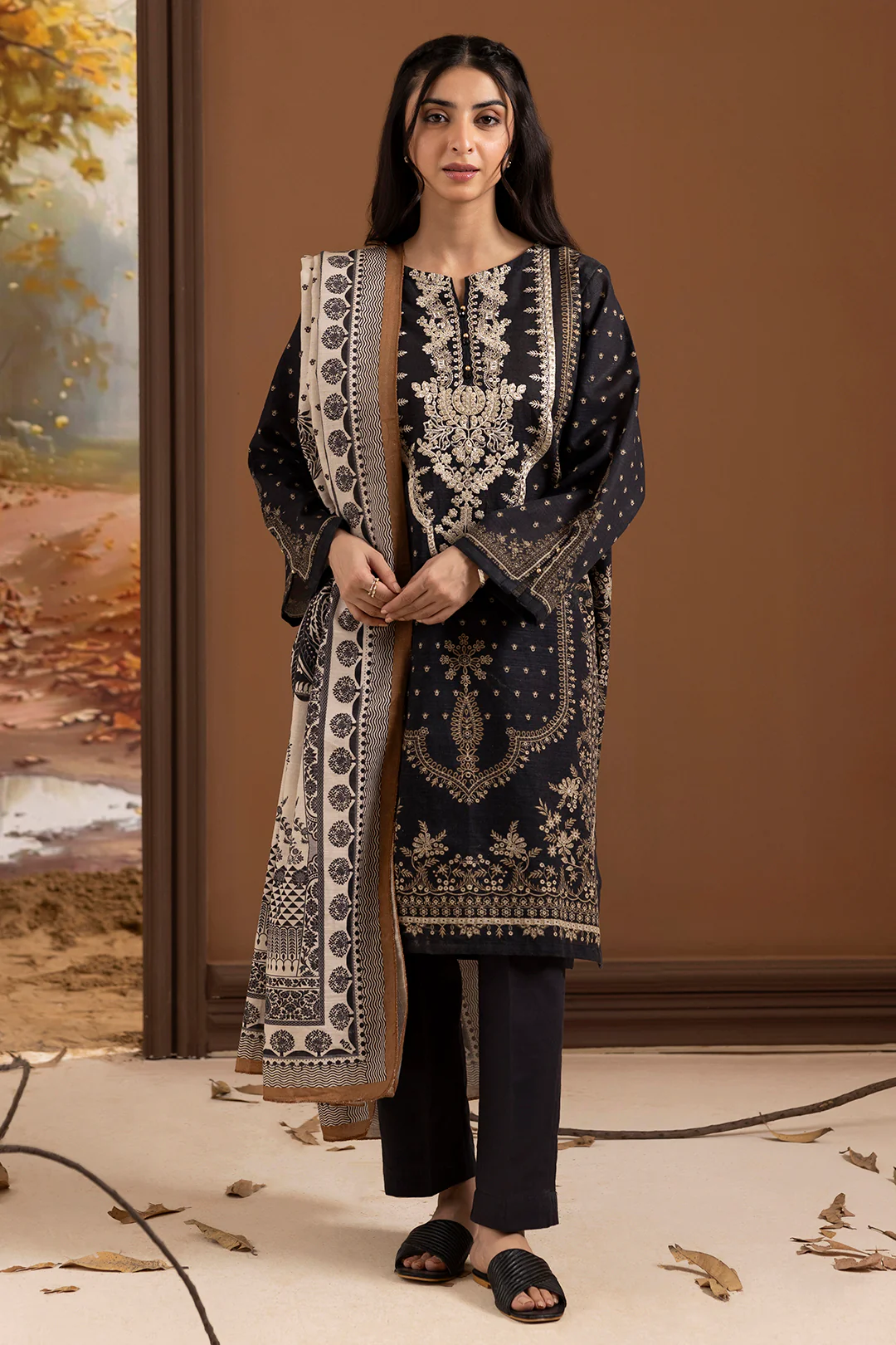 Embroidered Kurta Dupatta Trouser - 3014 - Image 5