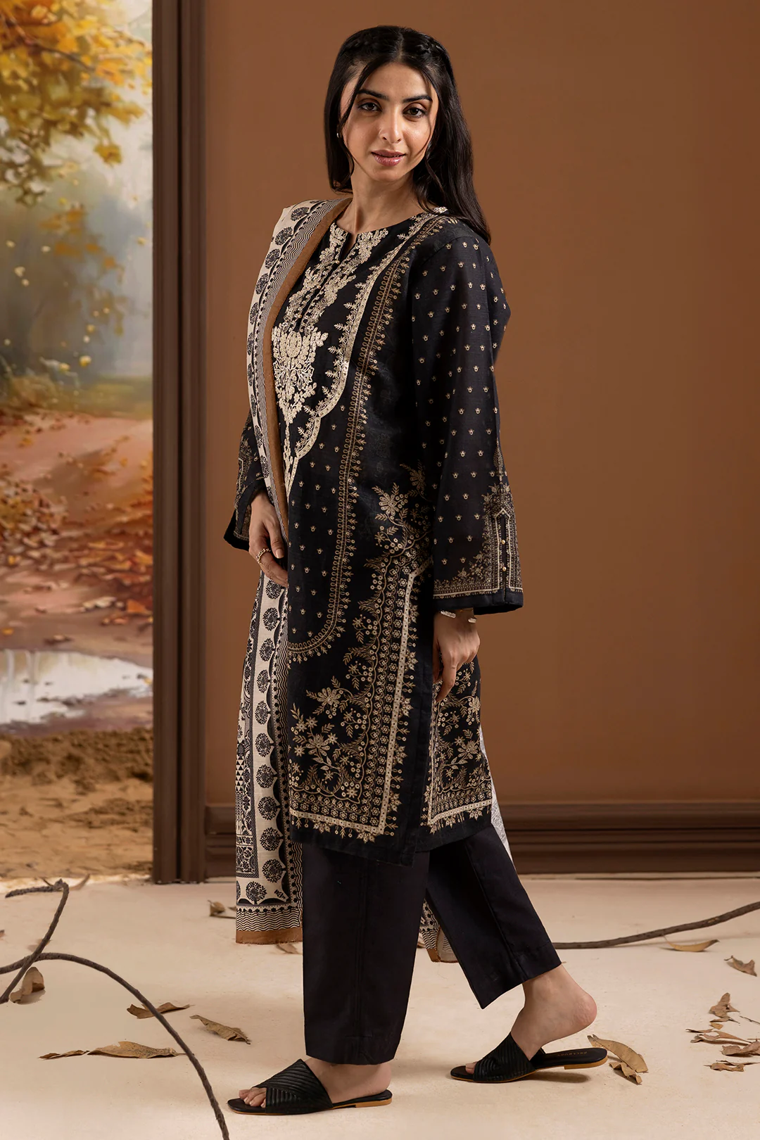Embroidered Kurta Dupatta Trouser - 3014 - Image 9