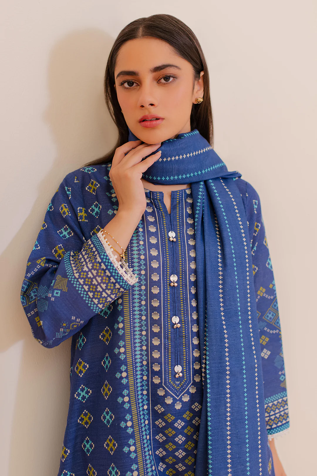 Kurta Dupatta Trouser - 3039 - Image 2