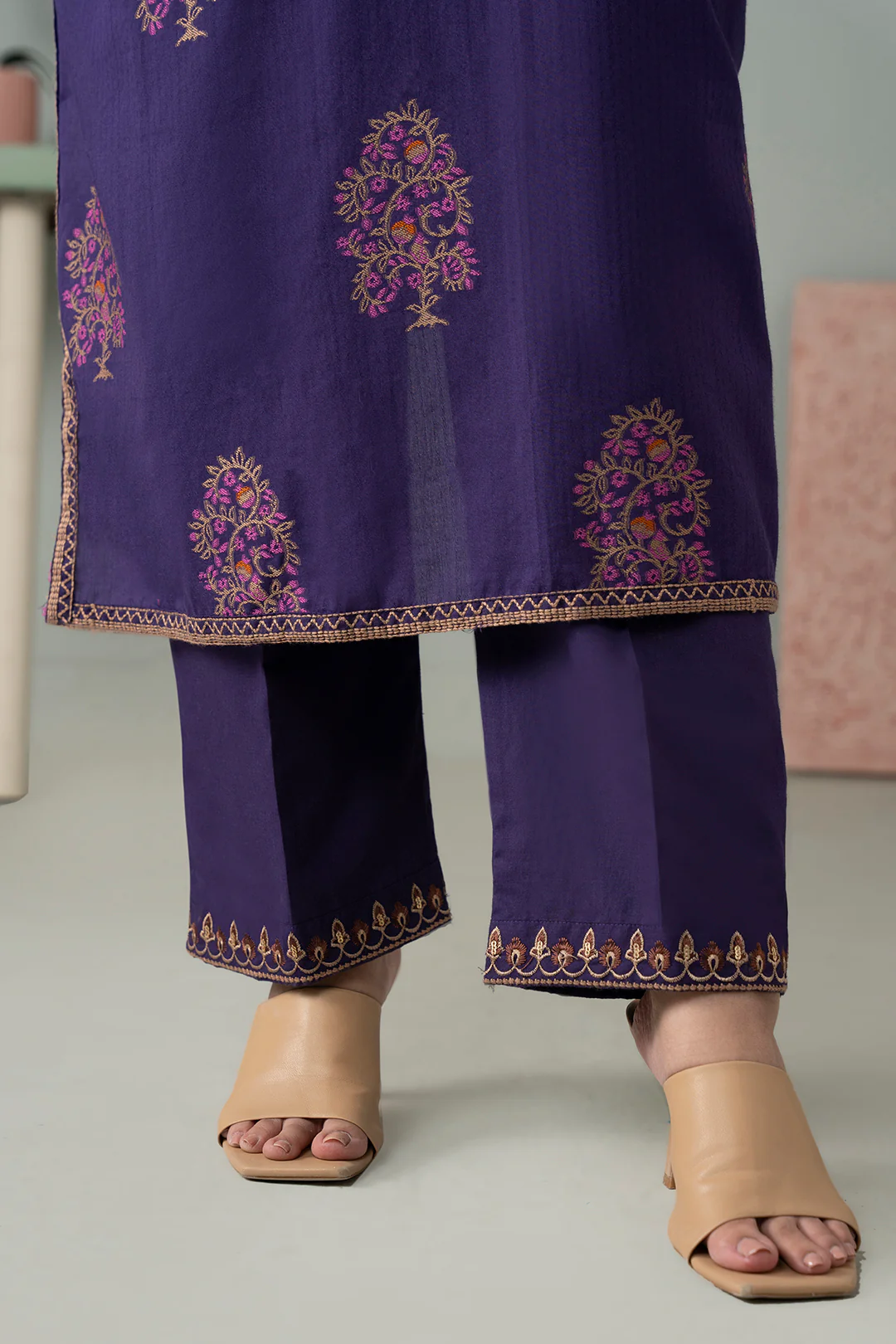 Embroidered Kurta Dupatta Trouser - 3352 - Image 5