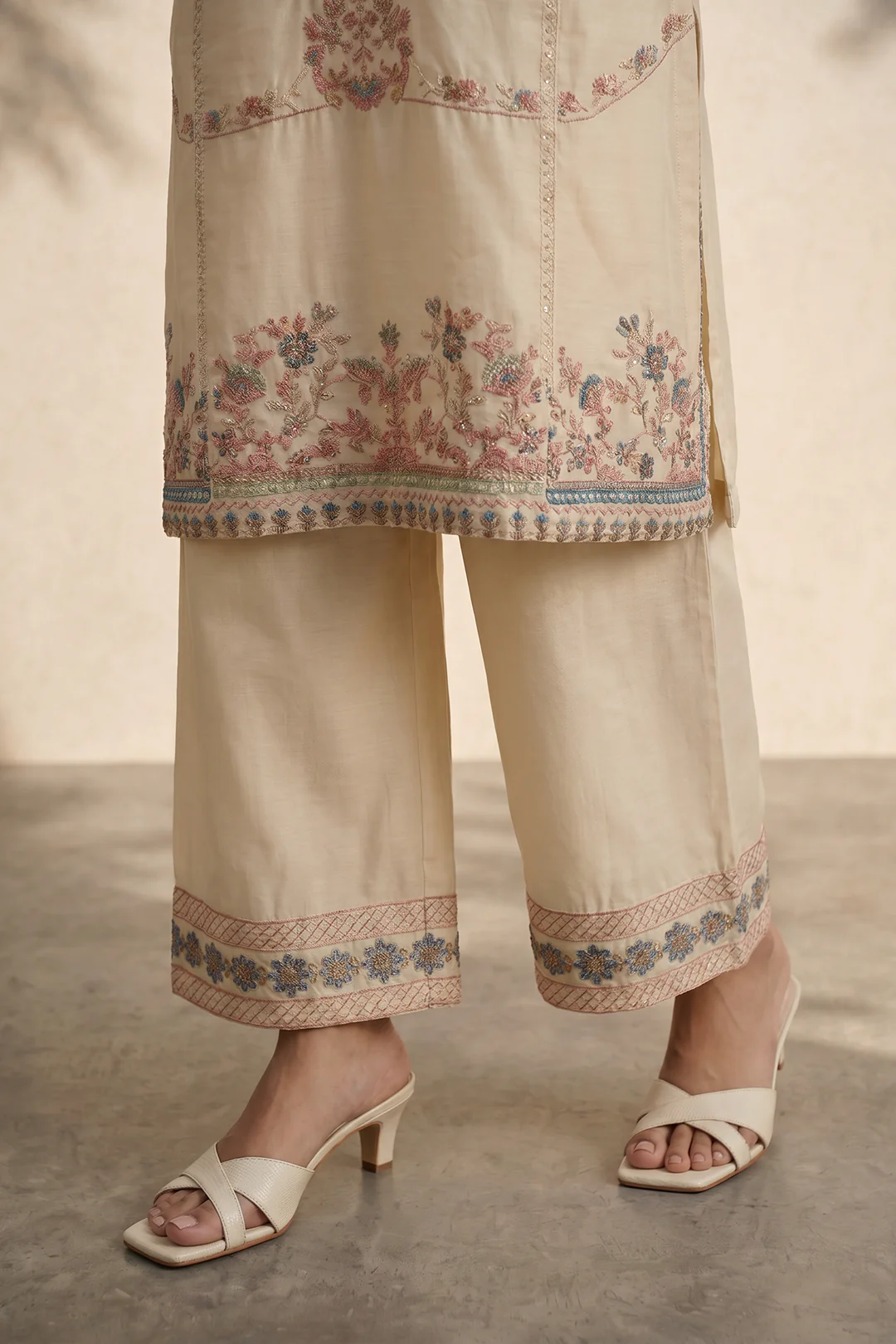 Embroidered Kurta Dupatta Trouser - 2602 - Image 5