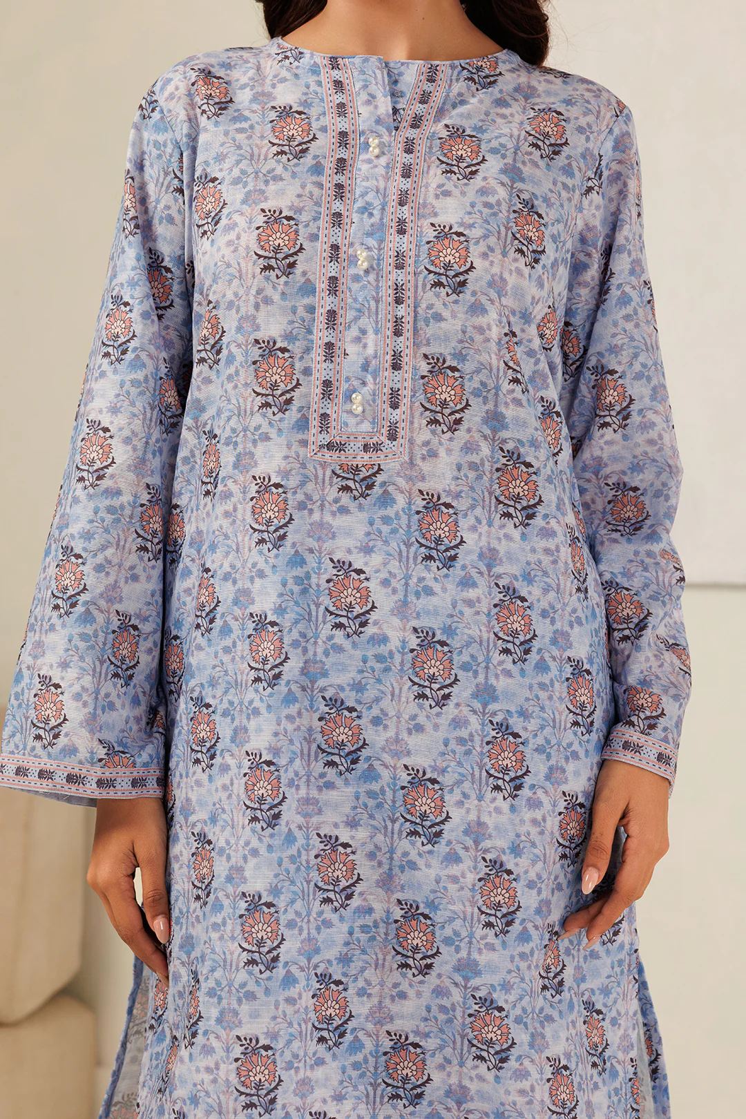 Kurta Dupatta Trouser - 2704 - Image 3