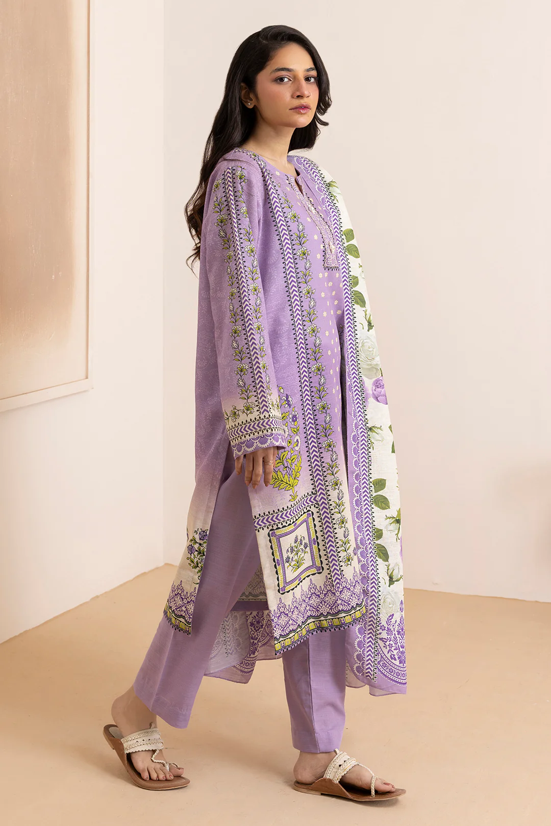 Kurta Dupatta Trouser - 2781 - Image 3