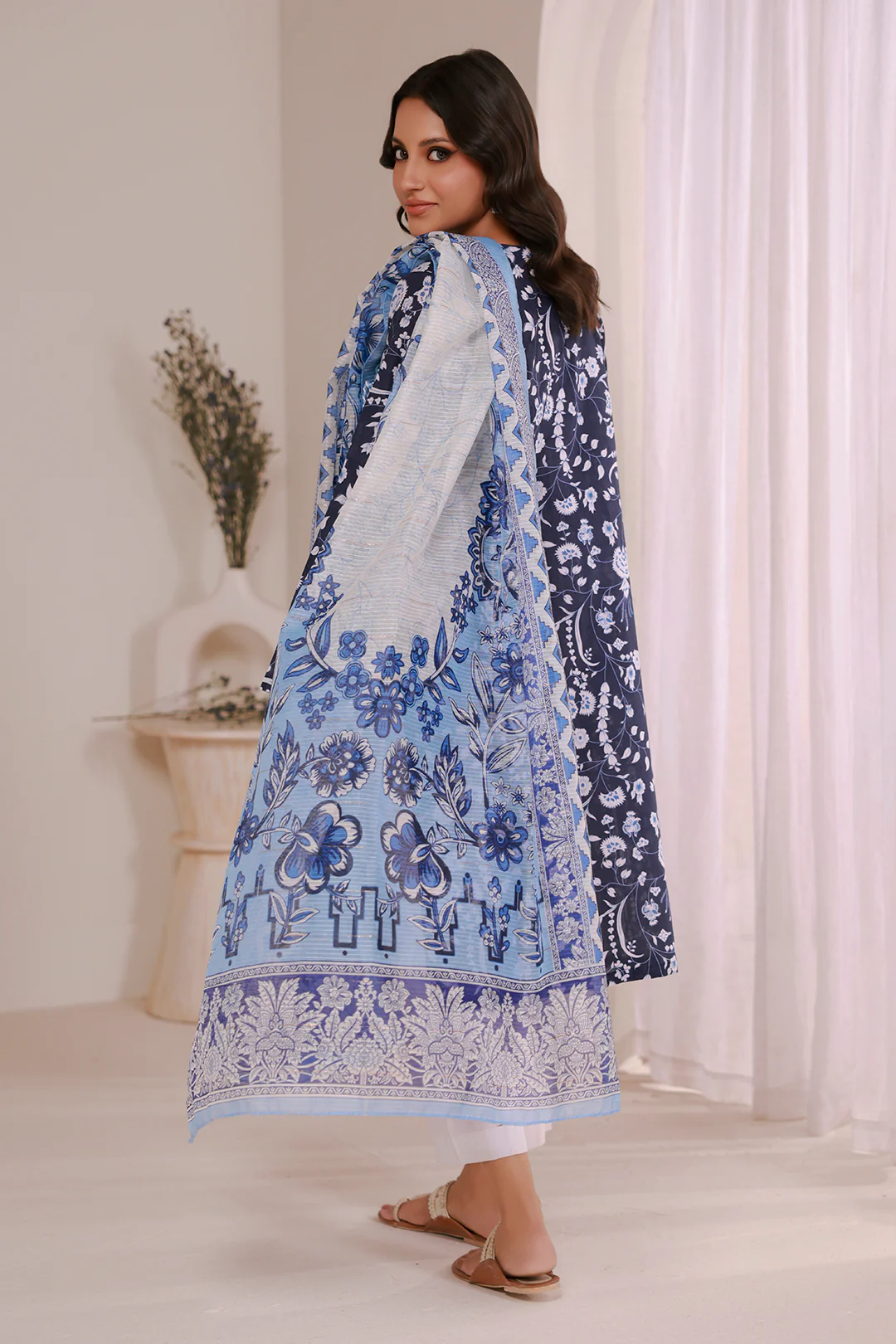 Kurta Dupatta Trouser - 2875 - Image 5