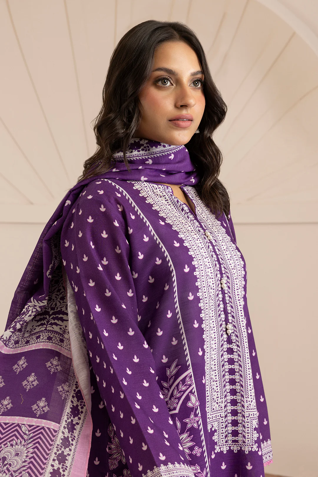 Kurta Dupatta Trouser - 2879 - Image 4