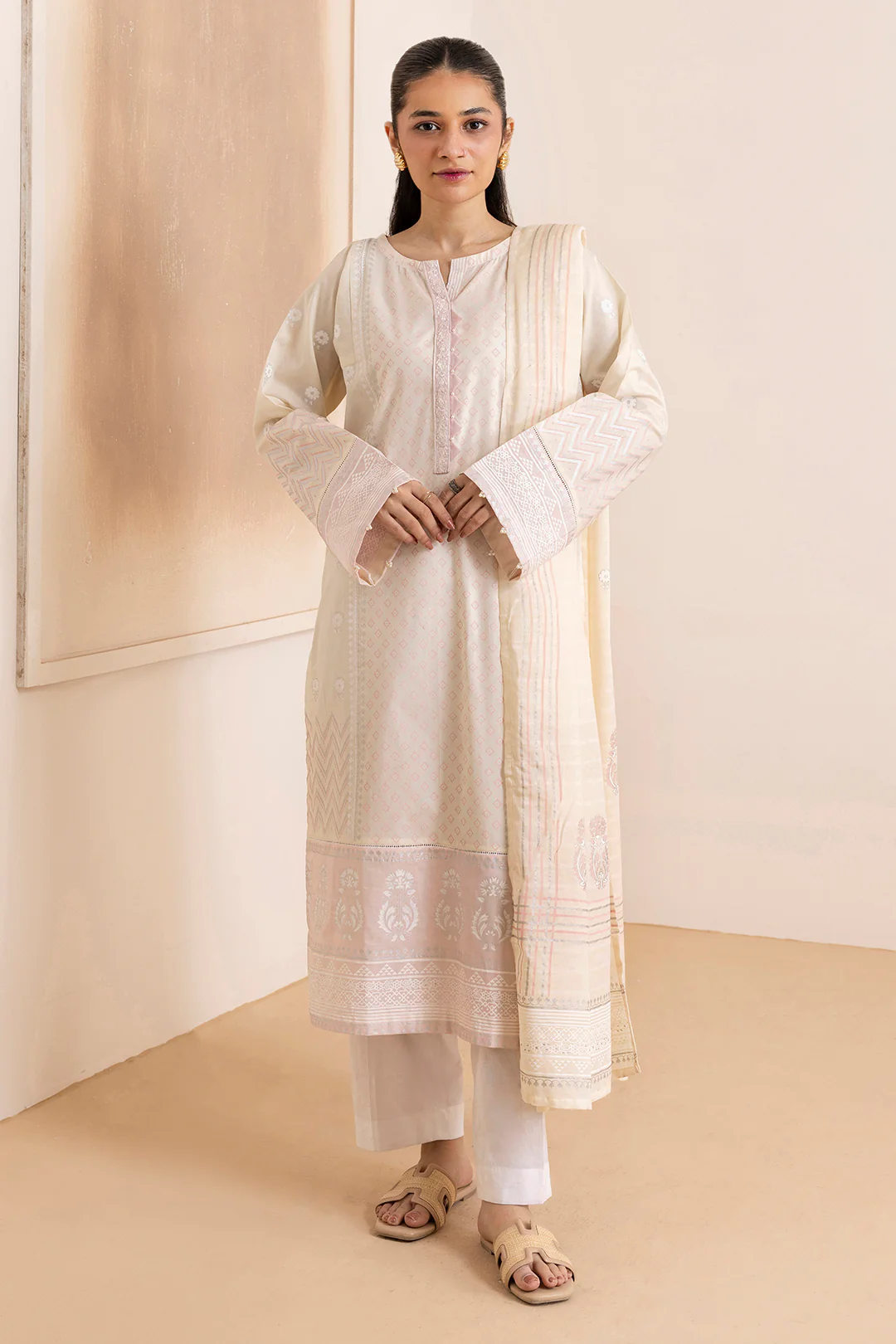 Embroidered Kurta Dupatta - 0656 - Image 7