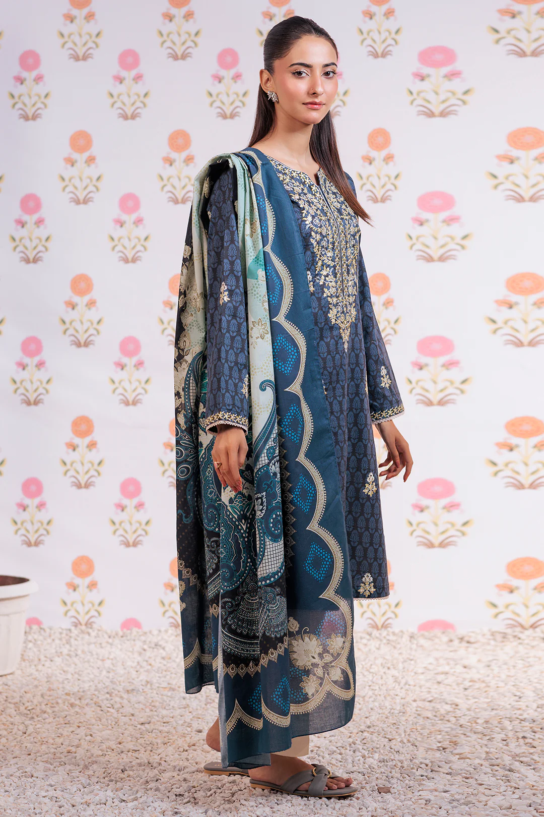 Embroidered Kurta Dupatta - 2851 - Image 3