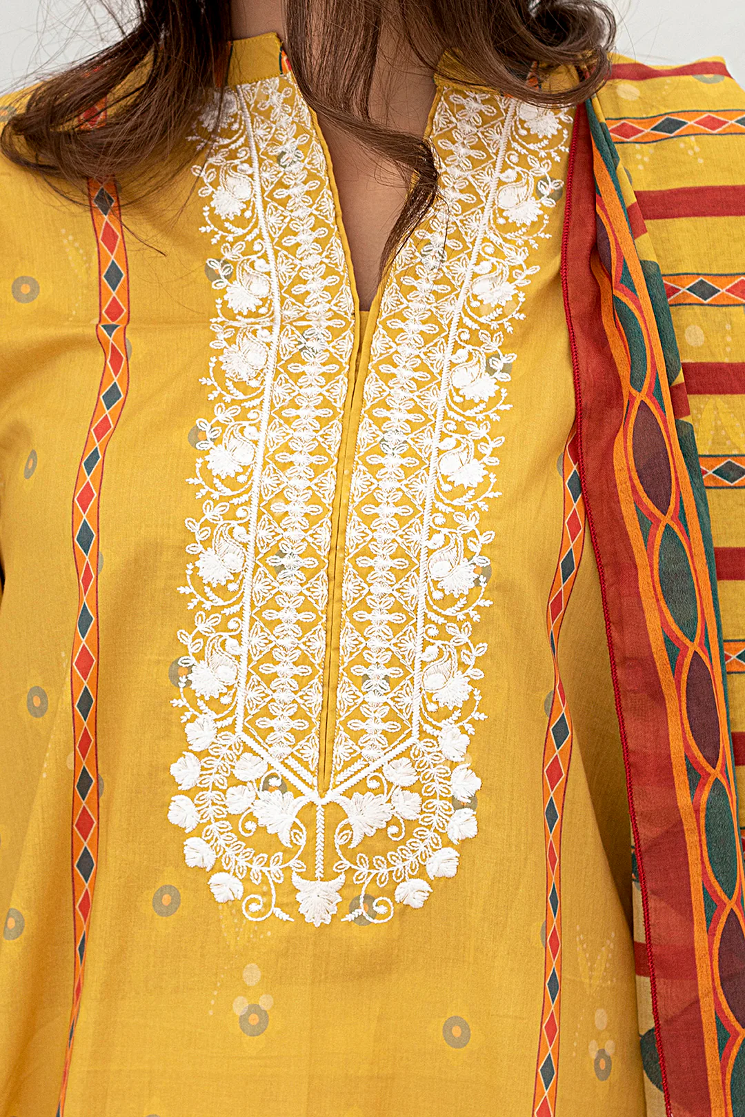 Embroidered Kurta Dupatta - 0497 - Image 4