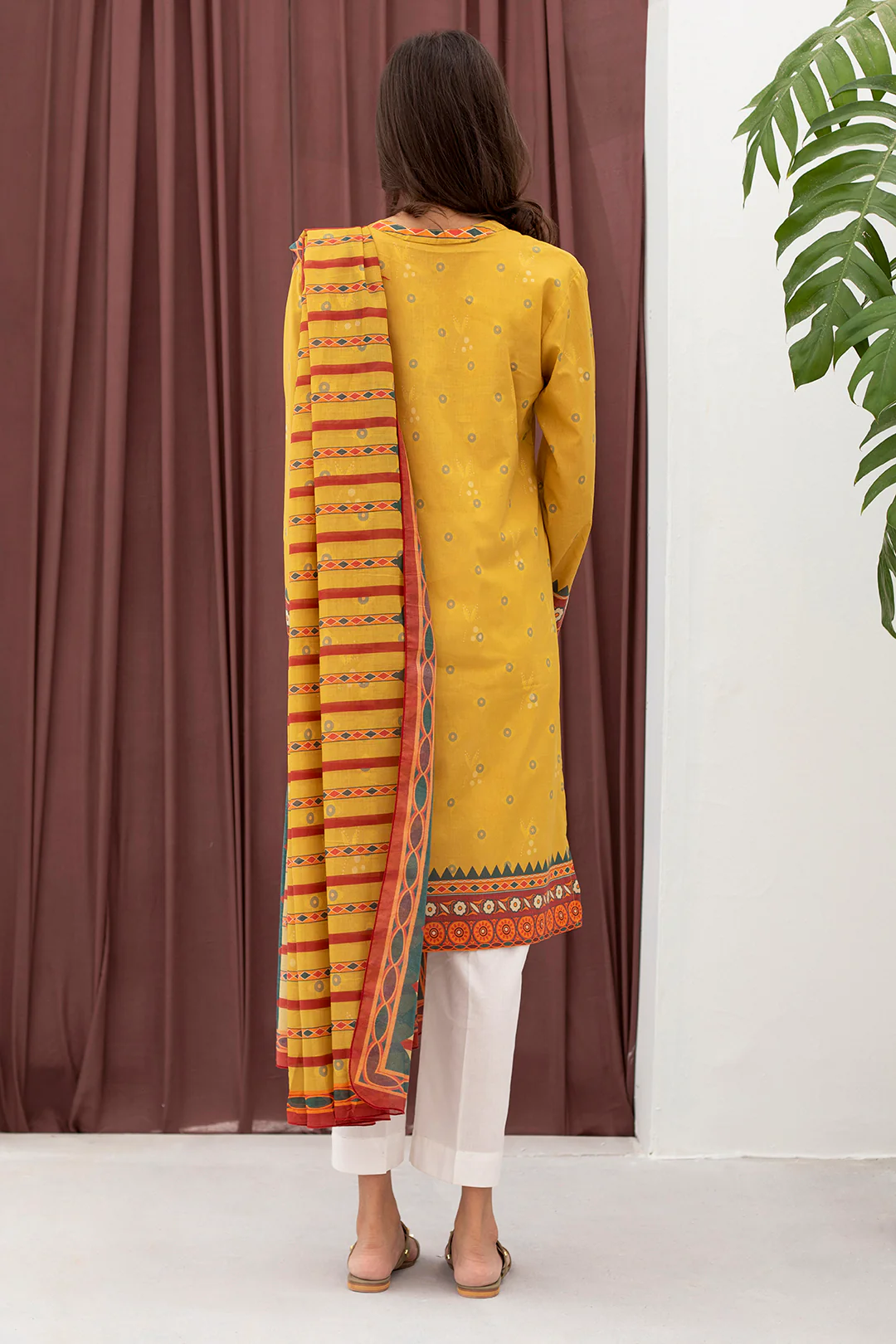 Embroidered Kurta Dupatta - 0497 - Image 6