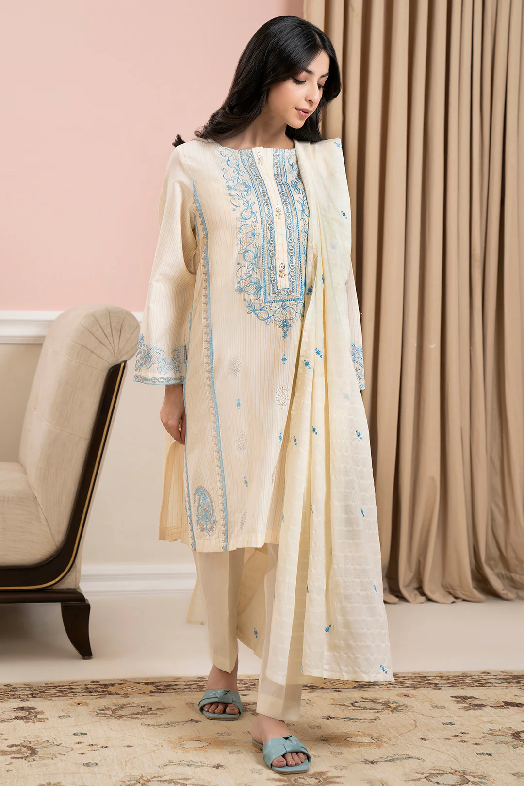 Embroidered Kurta Dupatta - 0974 - Image 4