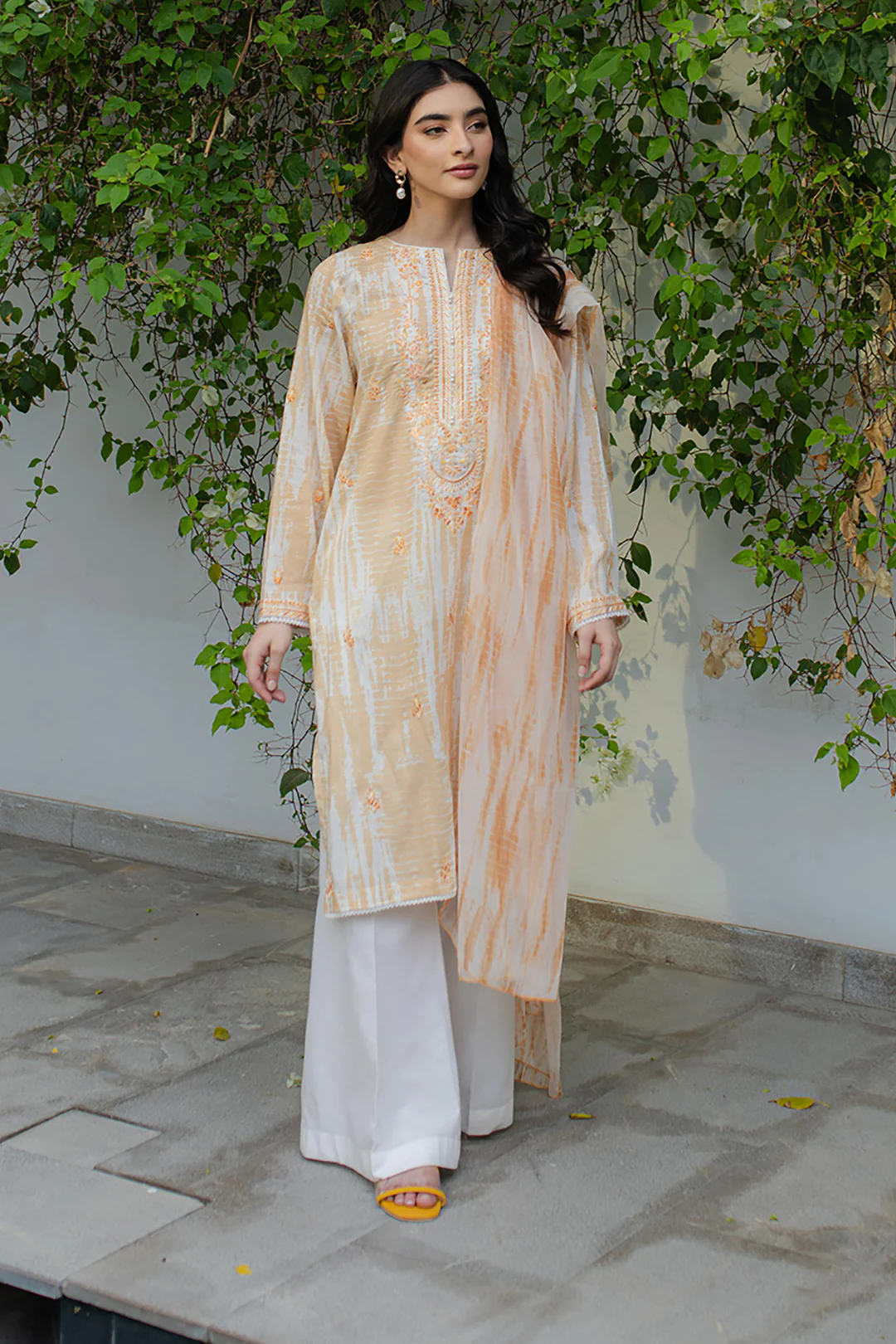 Embroidered Kurta Dupatta - 1705 - Image 2